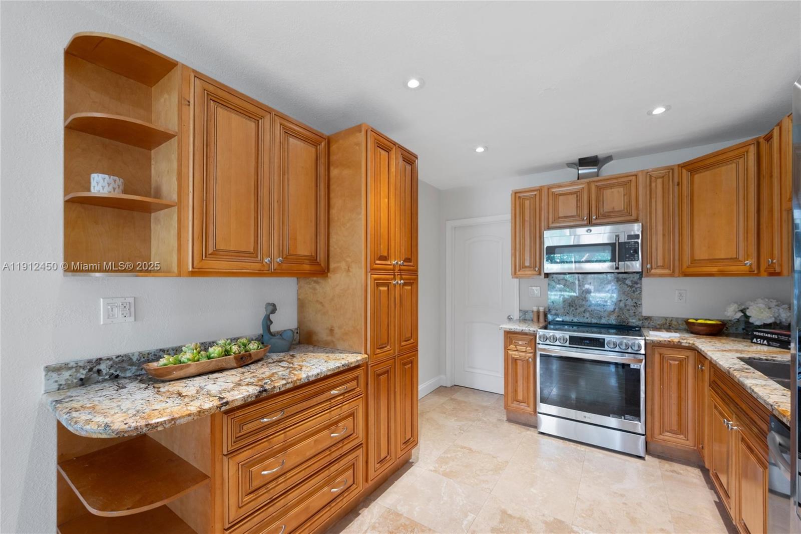 5620 Alhambra Cir Coral Gables, FL 33146