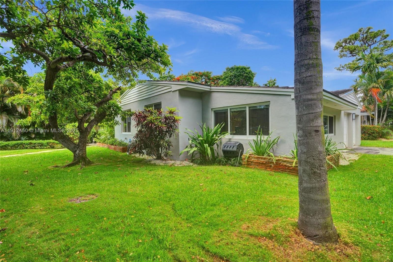 5620 Alhambra Cir Coral Gables, FL 33146