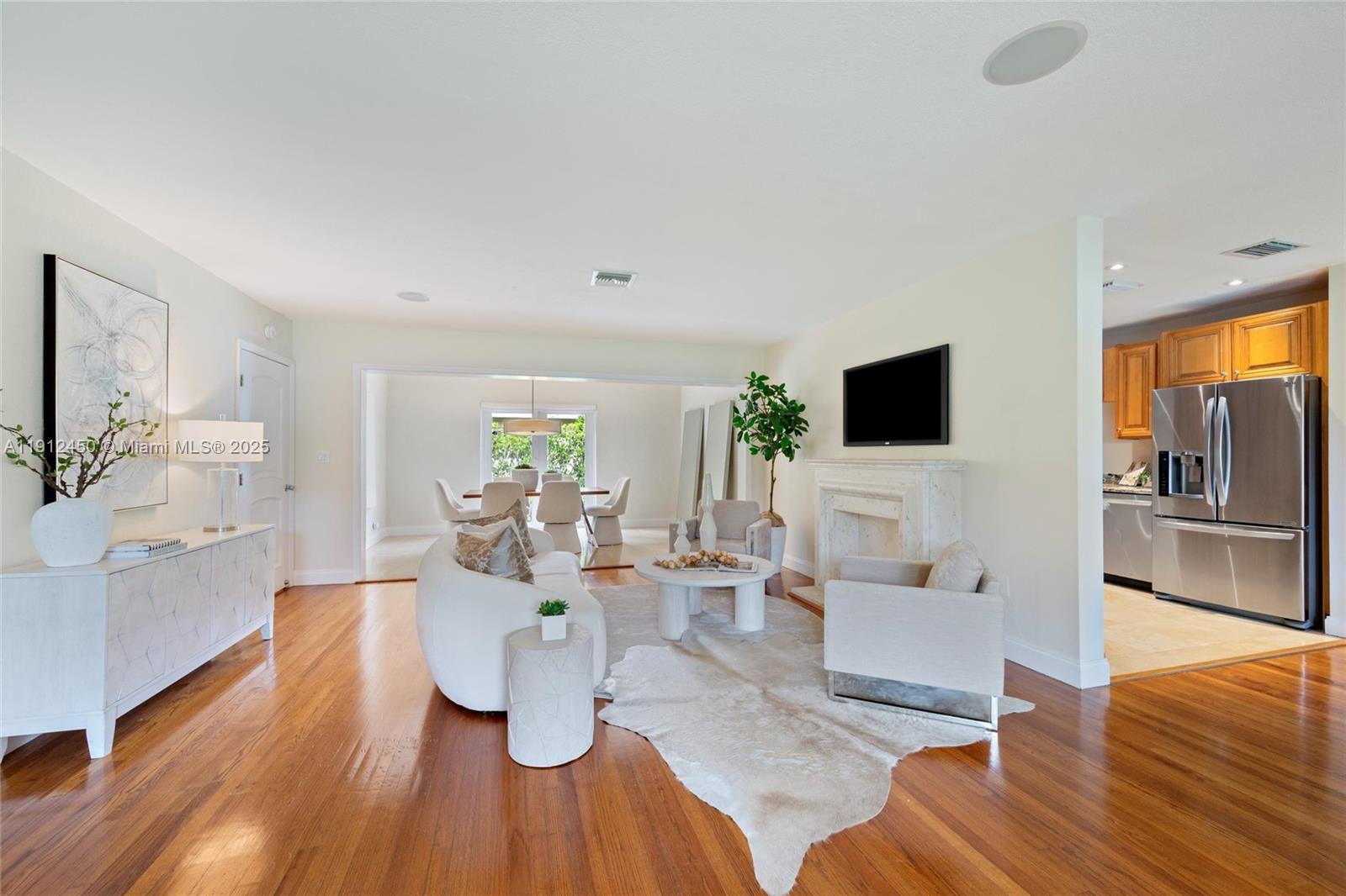 5620 Alhambra Cir Coral Gables, FL 33146