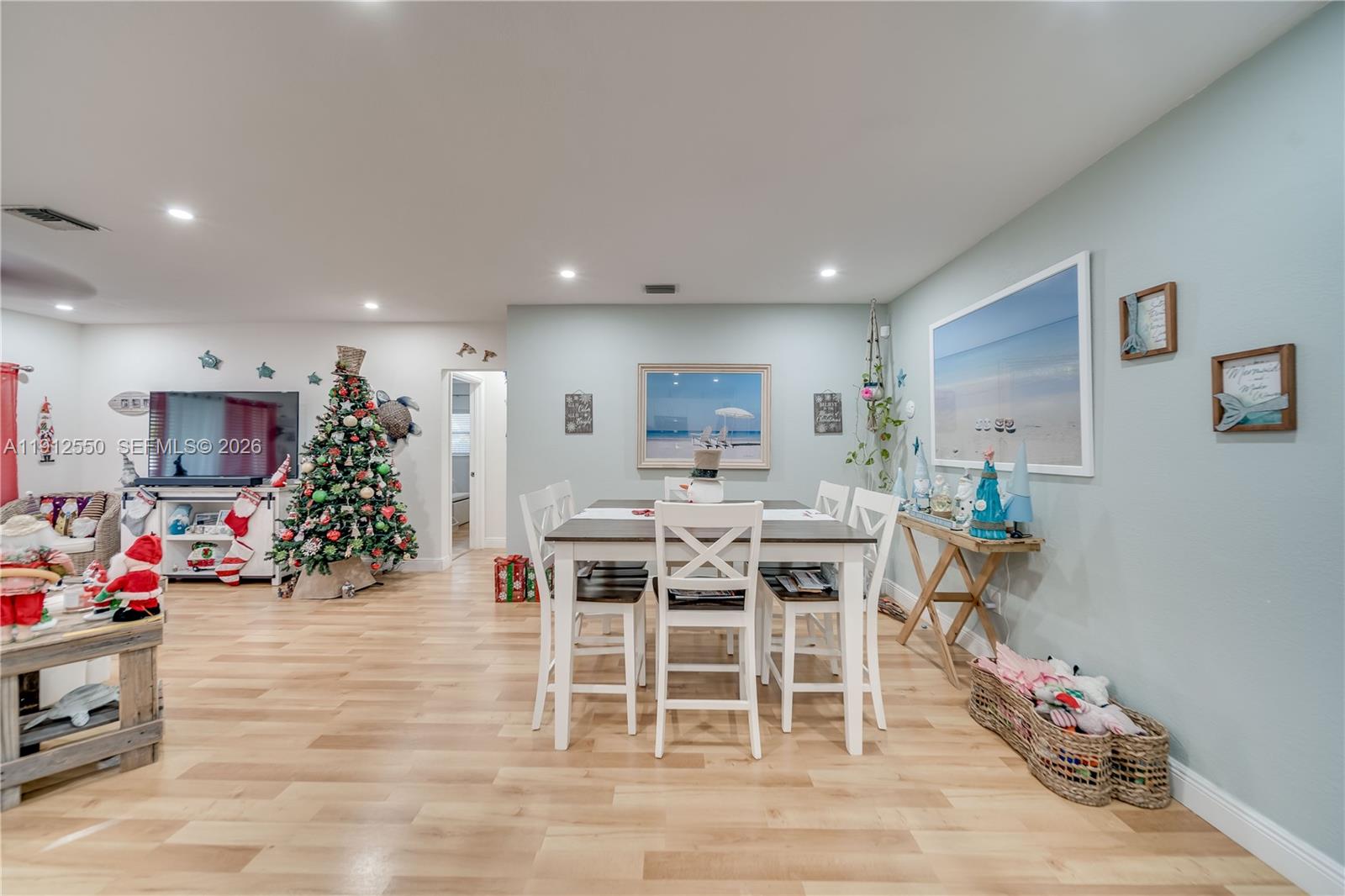 7440 Fillmore St Hollywood, FL 33024