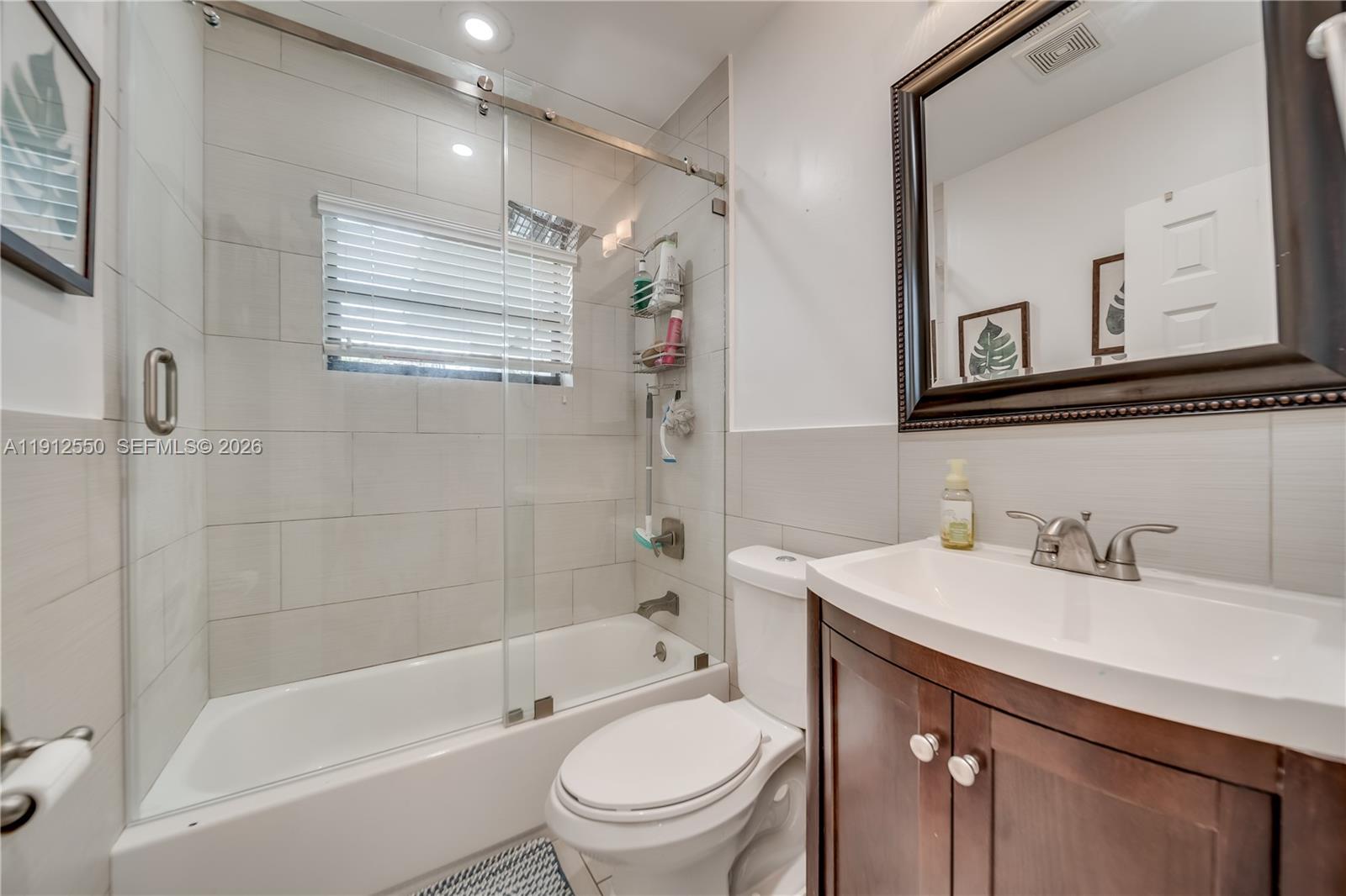 7440 Fillmore St Hollywood, FL 33024