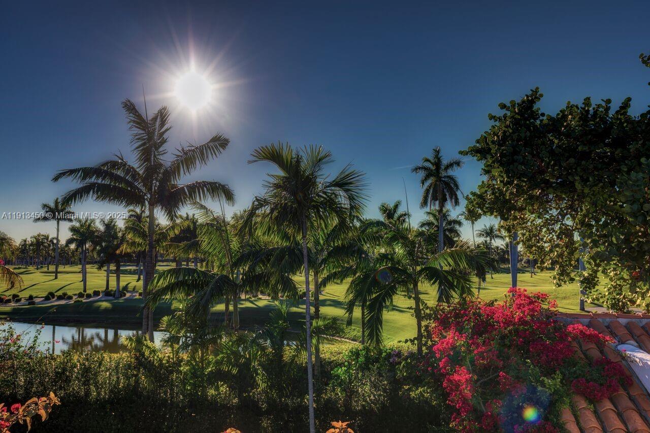 5800 La Gorce Dr Miami Beach, FL 33140