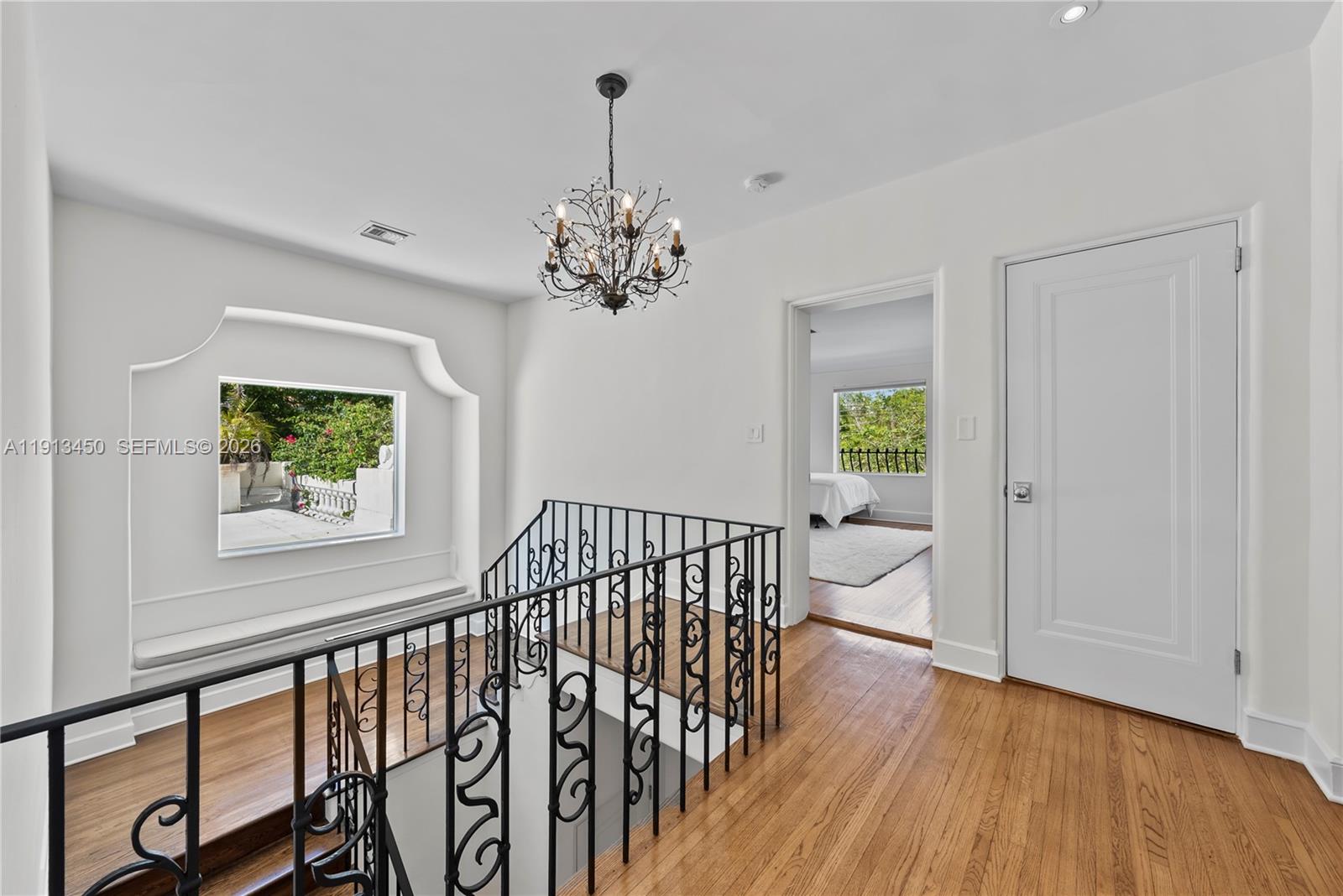5800 La Gorce Dr Miami Beach, FL 33140
