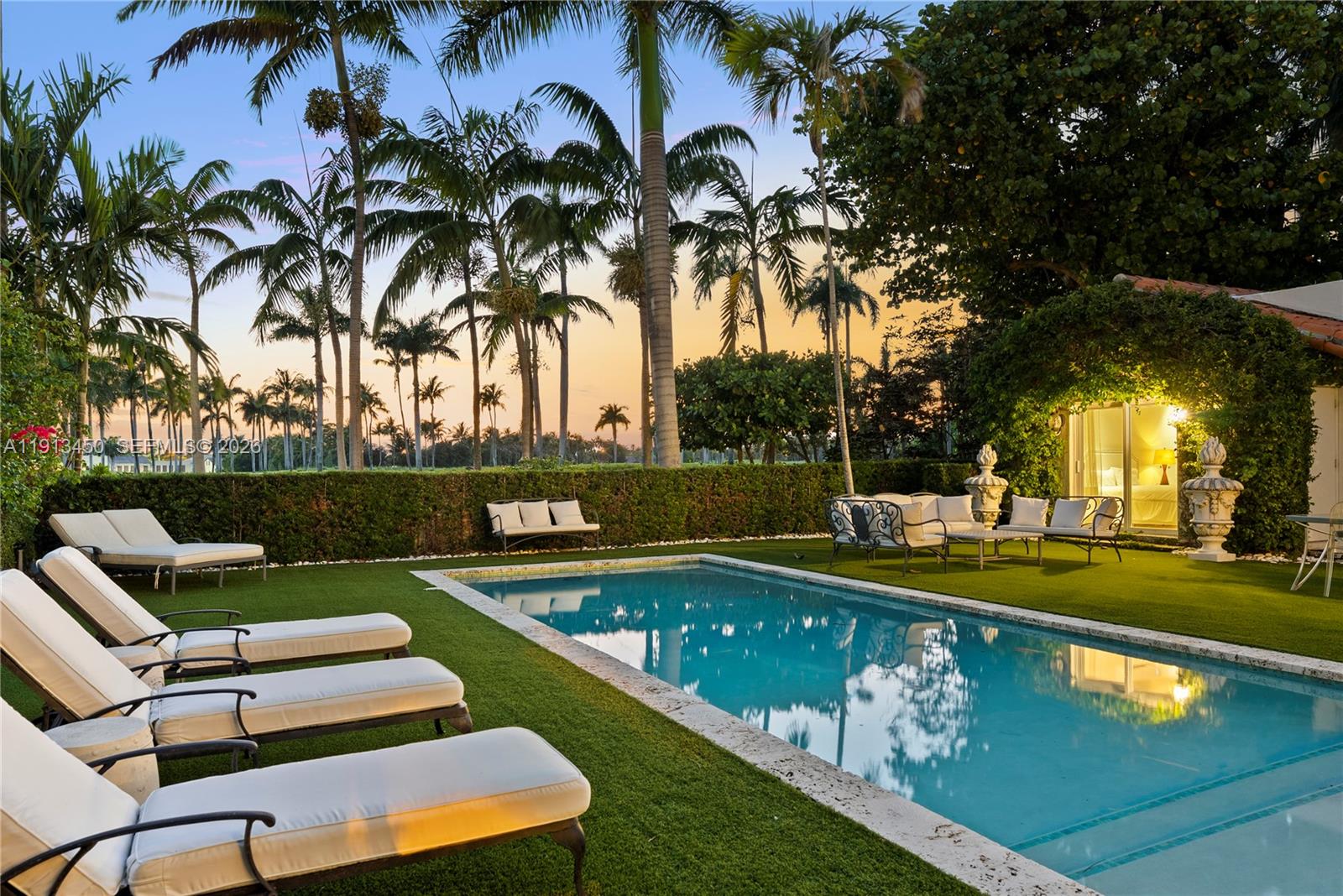 5800 La Gorce Dr Miami Beach, FL 33140