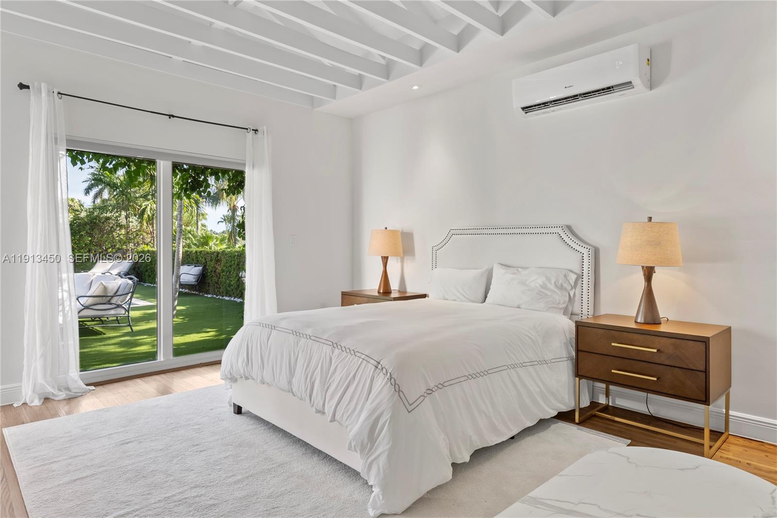 5800 La Gorce Dr Miami Beach, FL 33140