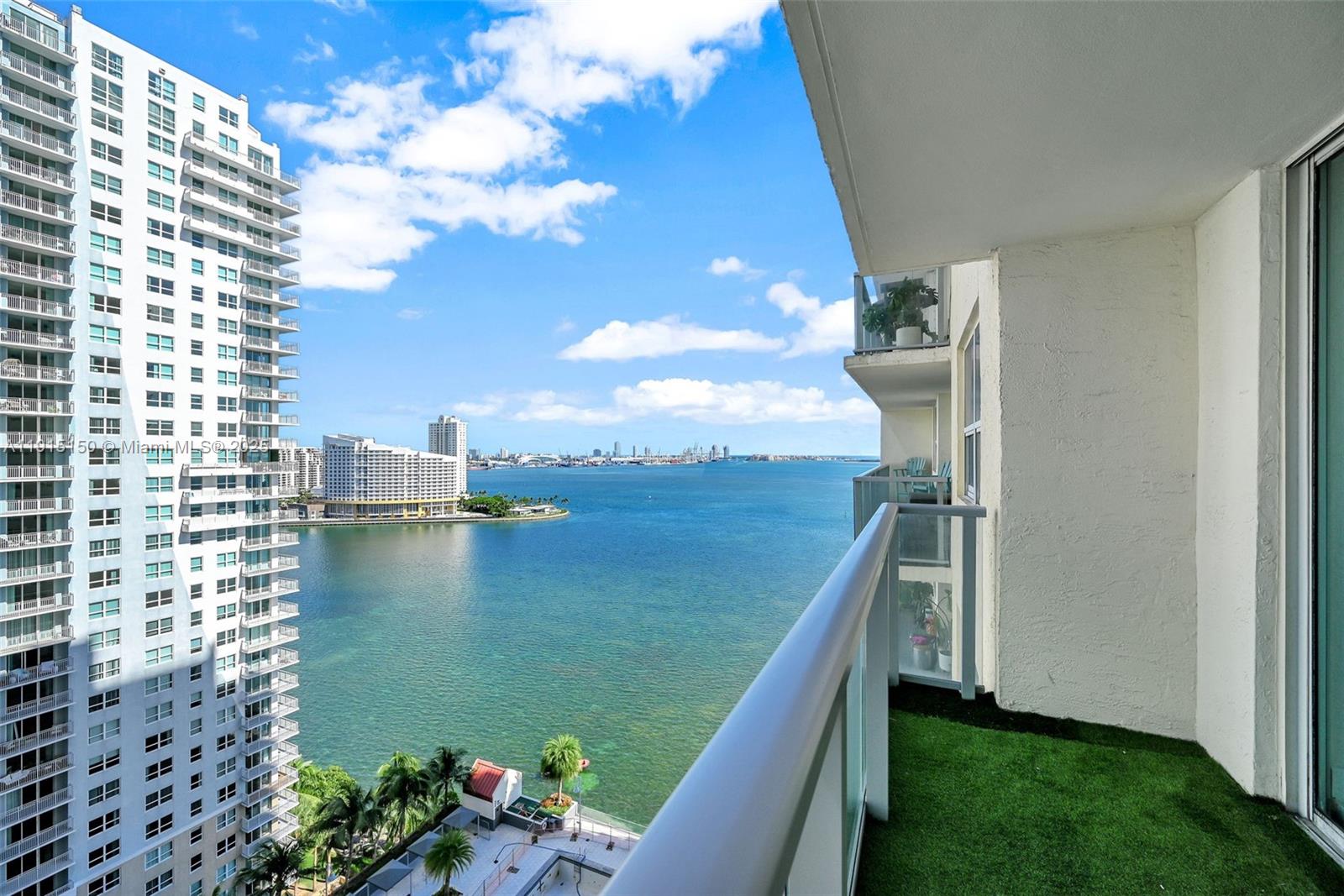 1155 Brickell Bay Dr #2004 Miami, FL 33131
