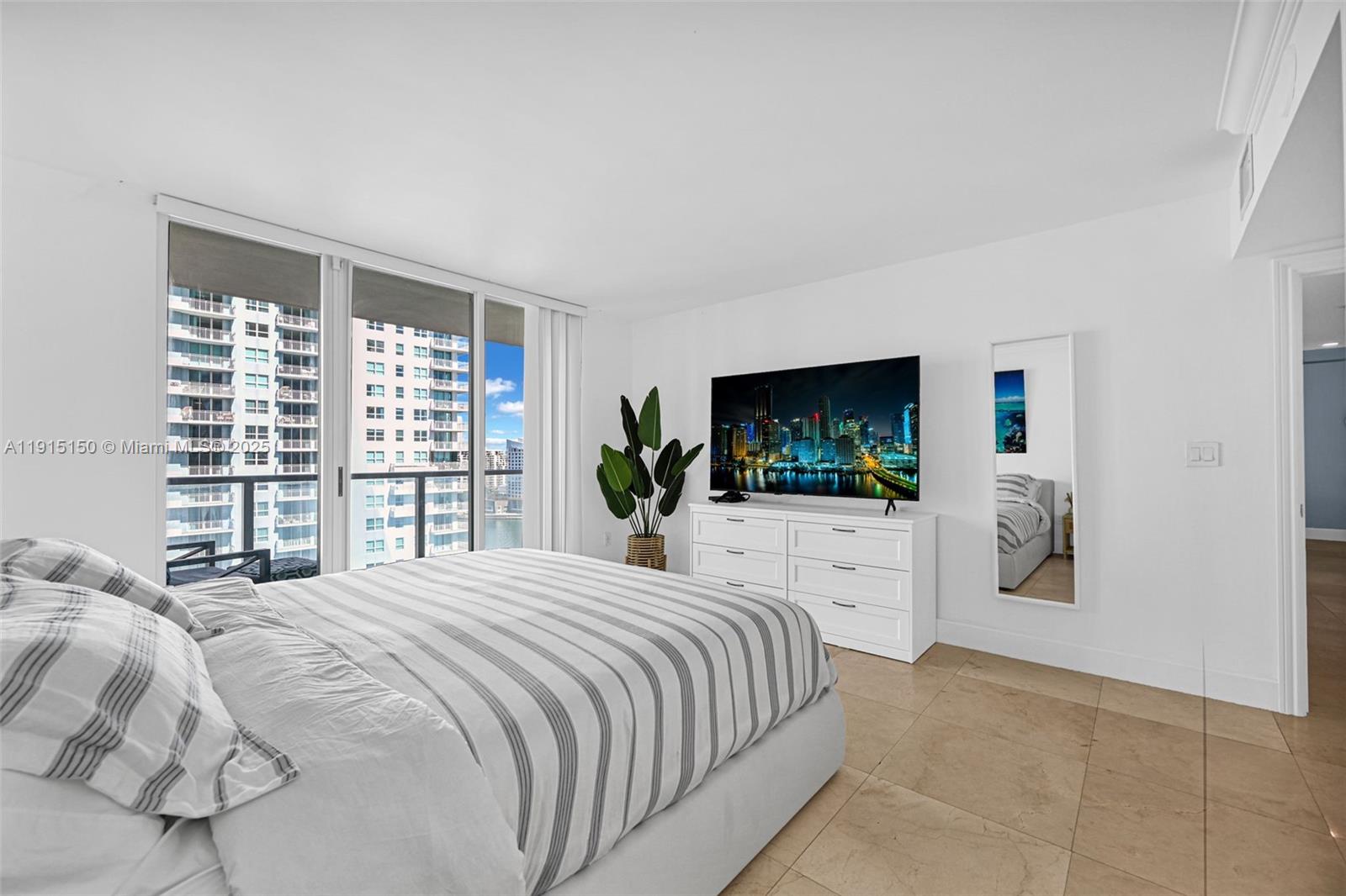 1155 Brickell Bay Dr #2004 Miami, FL 33131