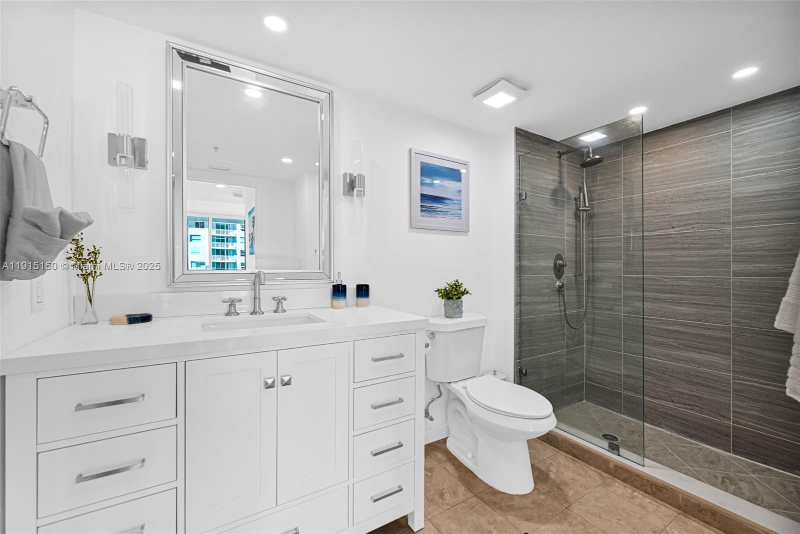 1155 Brickell Bay Dr #2004 Miami, FL 33131