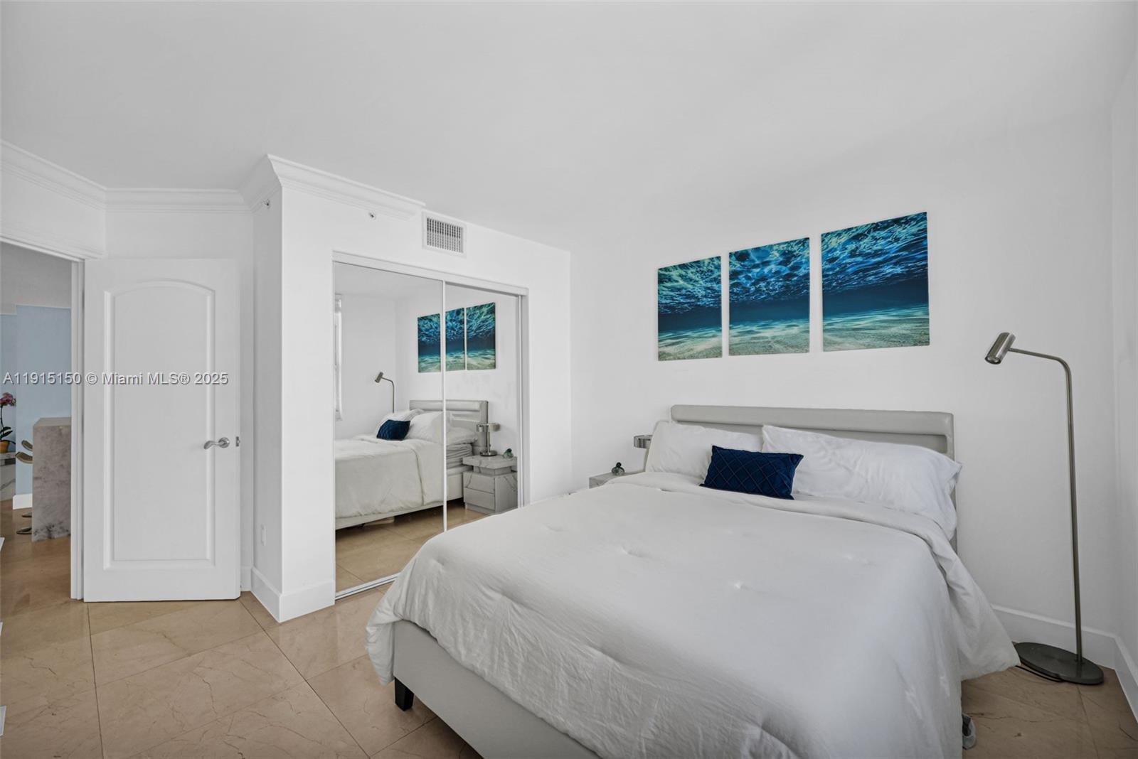 1155 Brickell Bay Dr #2004 Miami, FL 33131