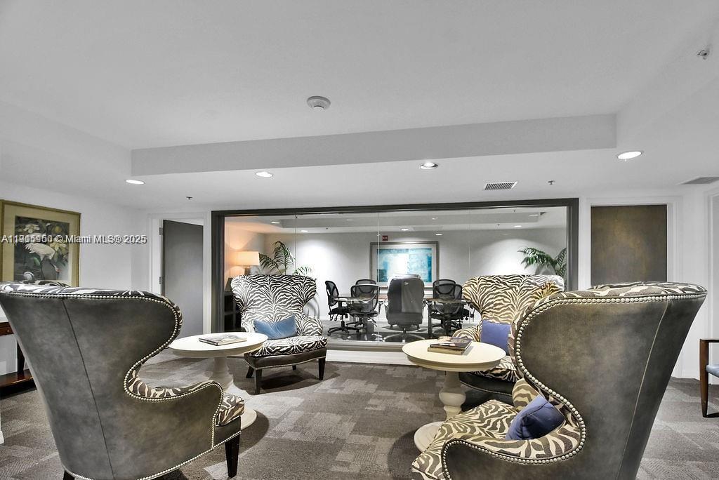 1155 Brickell Bay Dr #2004 Miami, FL 33131