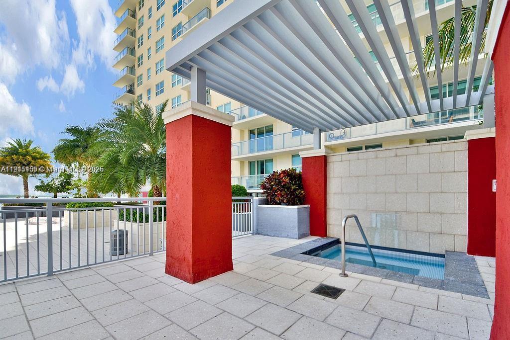 1155 Brickell Bay Dr #2004 Miami, FL 33131