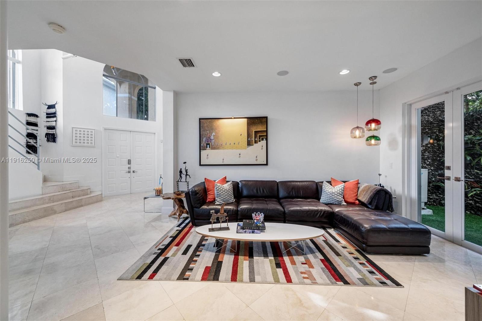 3965 194th Ln Sunny Isles Beach, FL 33160