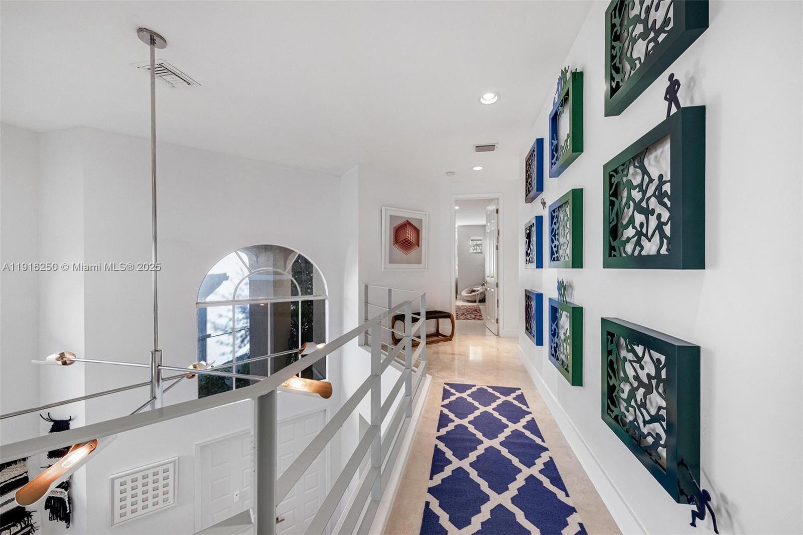 3965 194th Ln Sunny Isles Beach, FL 33160