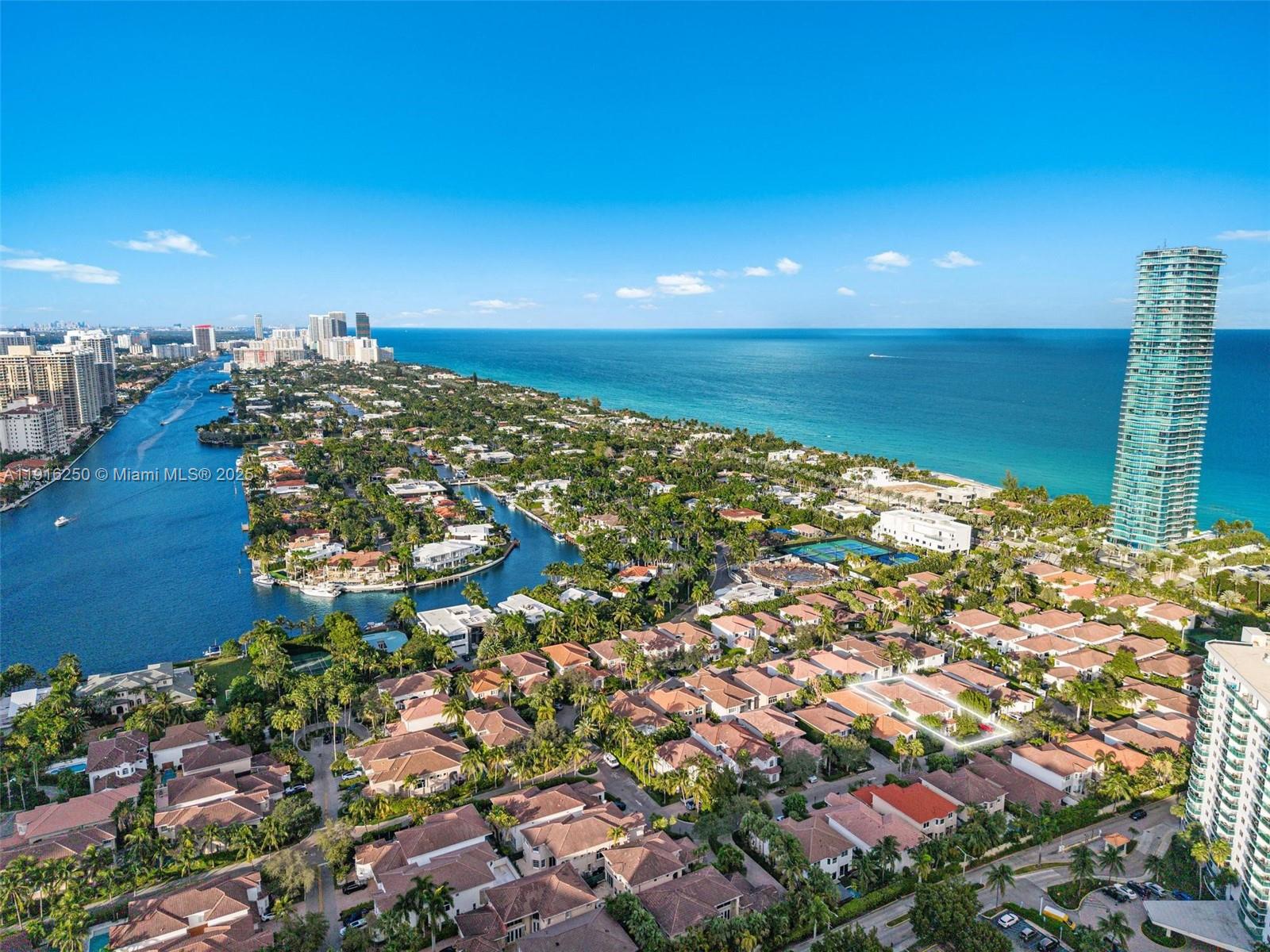 3965 194th Ln Sunny Isles Beach, FL 33160