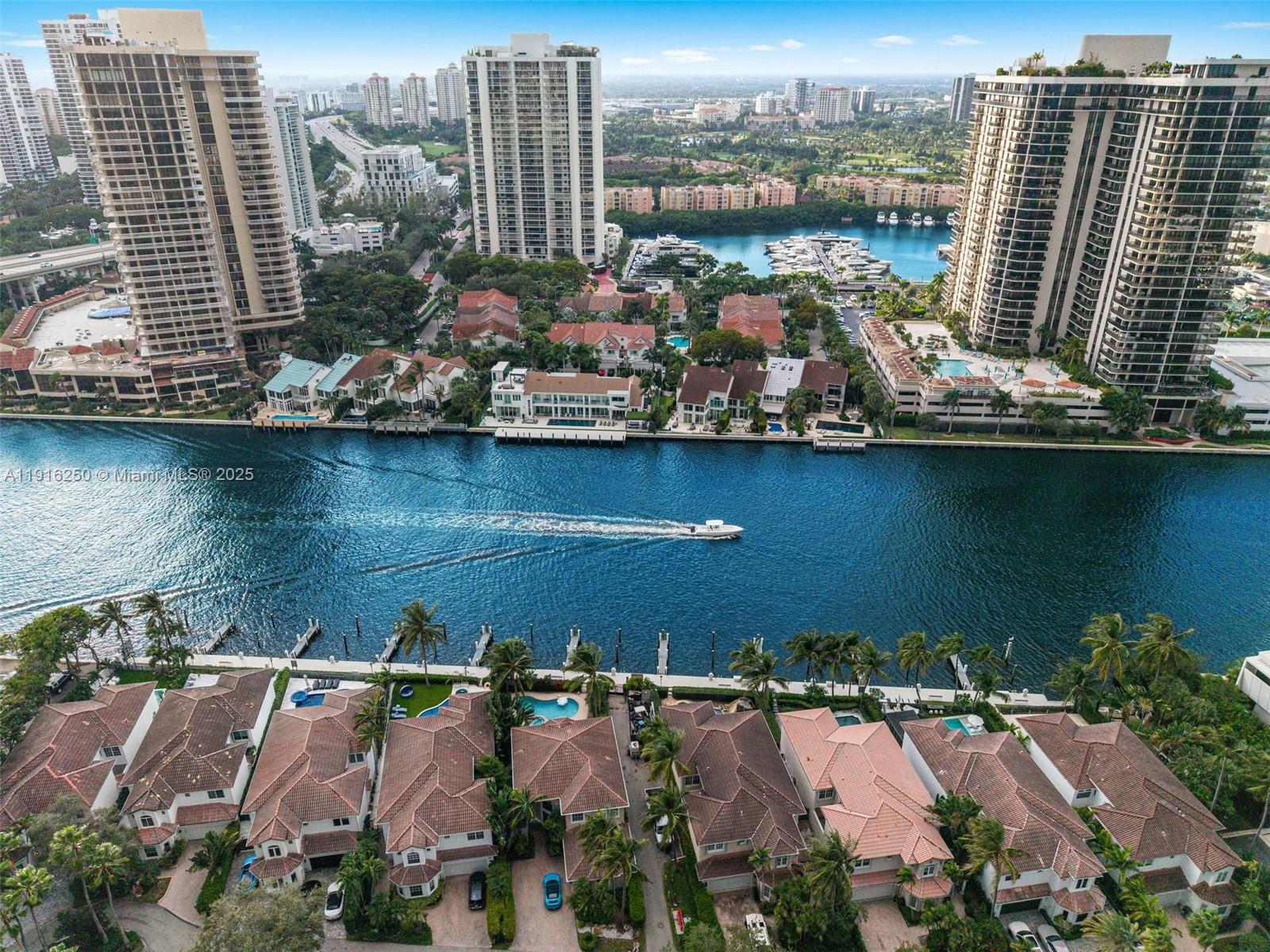 3965 194th Ln Sunny Isles Beach, FL 33160