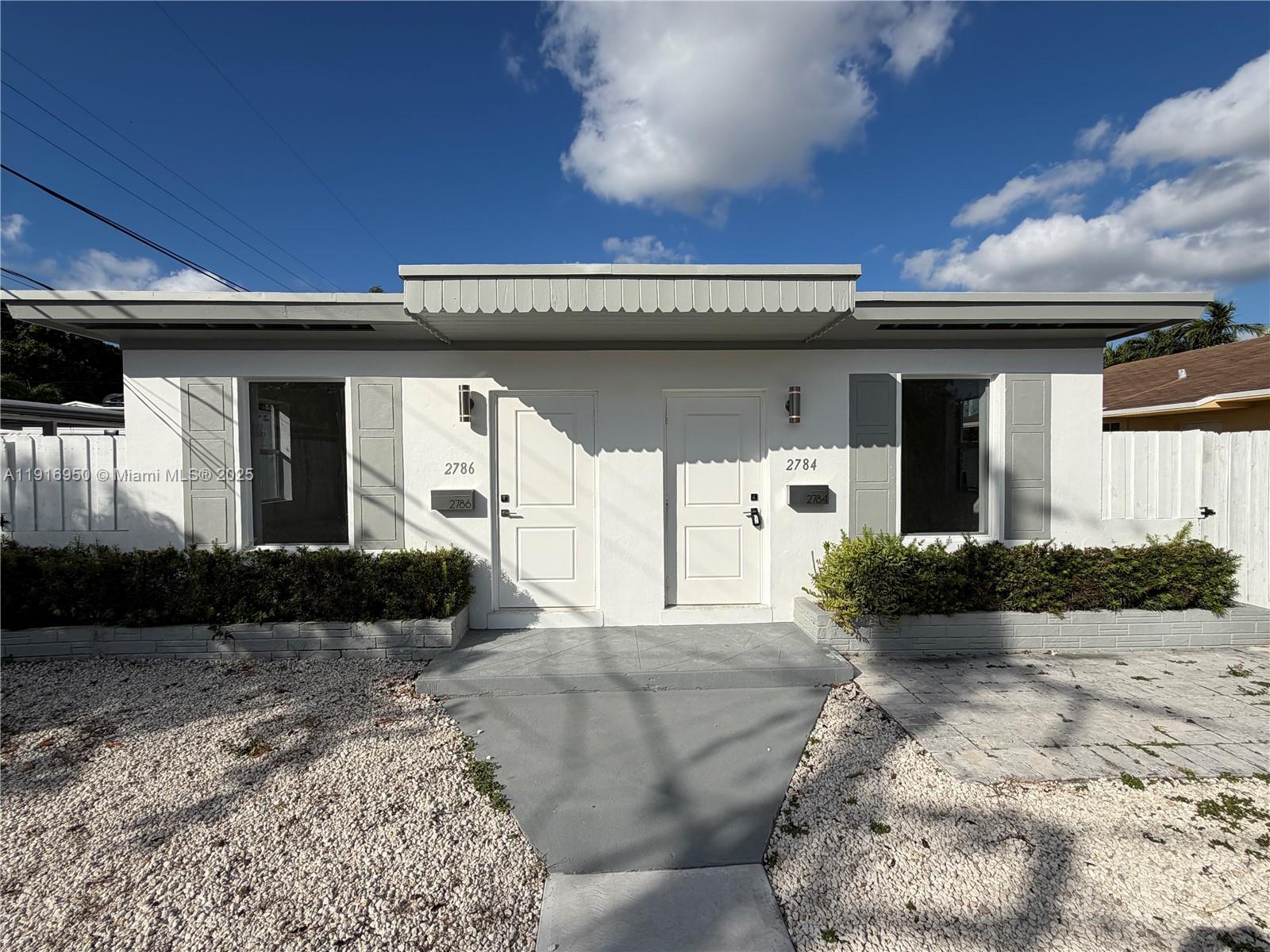 2784 SW 31st Pl #2784