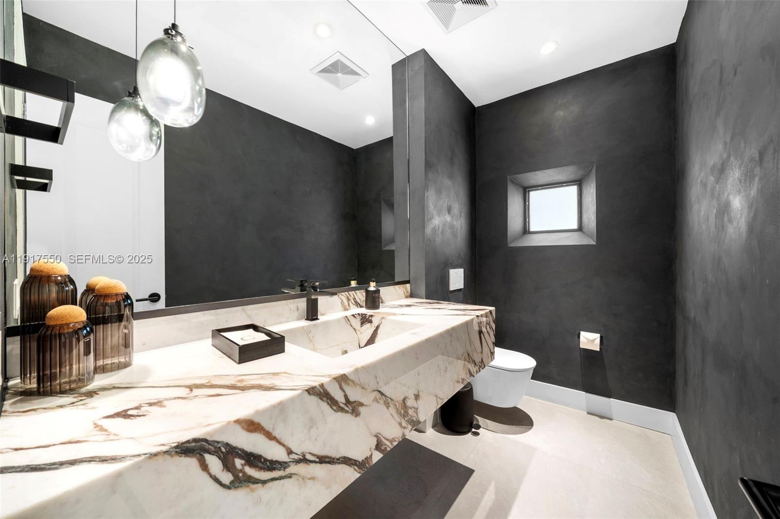 4485 N Jefferson Ave Miami Beach, FL 33140