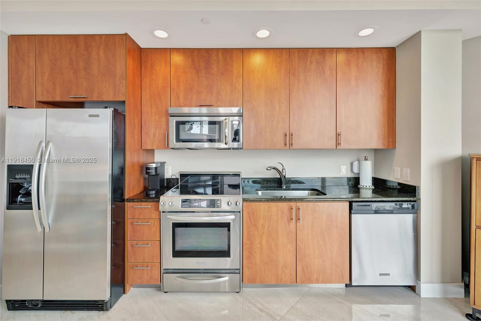 315 NE 3rd Ave #902 Fort Lauderdale, FL 33301