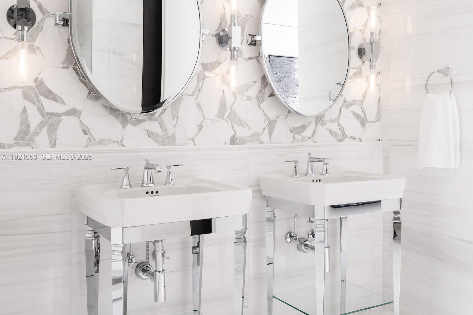 5875 Collins Ave #902 Miami Beach, FL 33140