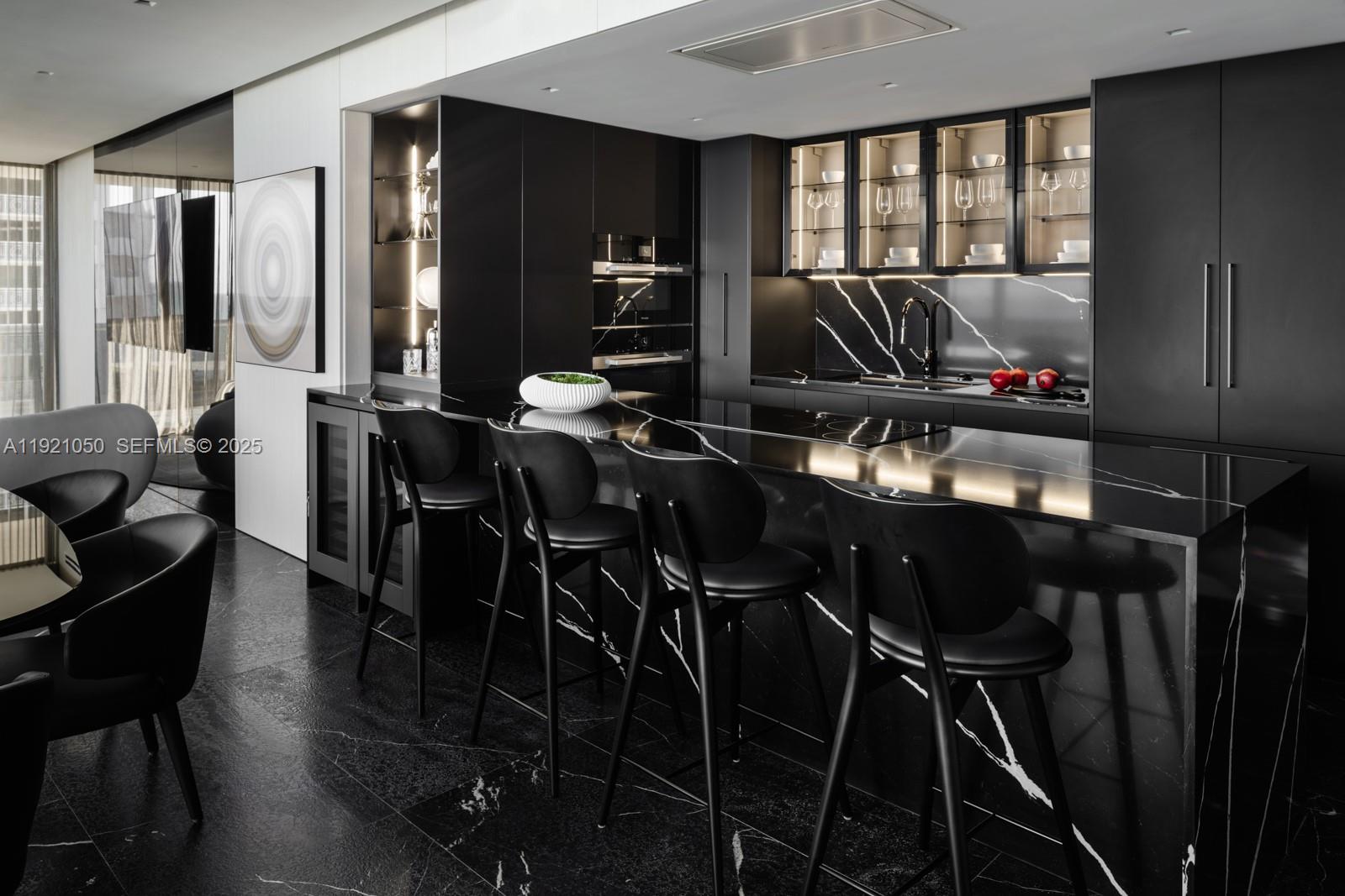 5875 Collins Ave #902 Miami Beach, FL 33140