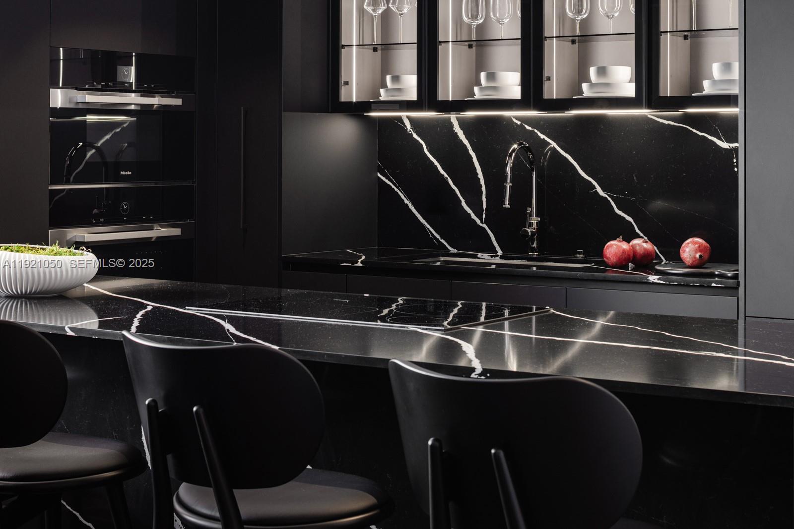 5875 Collins Ave #902 Miami Beach, FL 33140