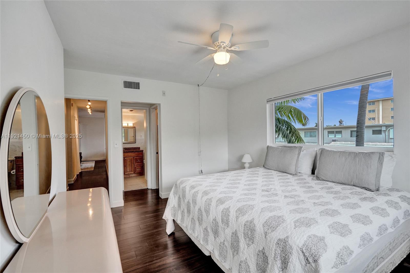 1535 SE 15th St #208 Fort Lauderdale, FL 33316