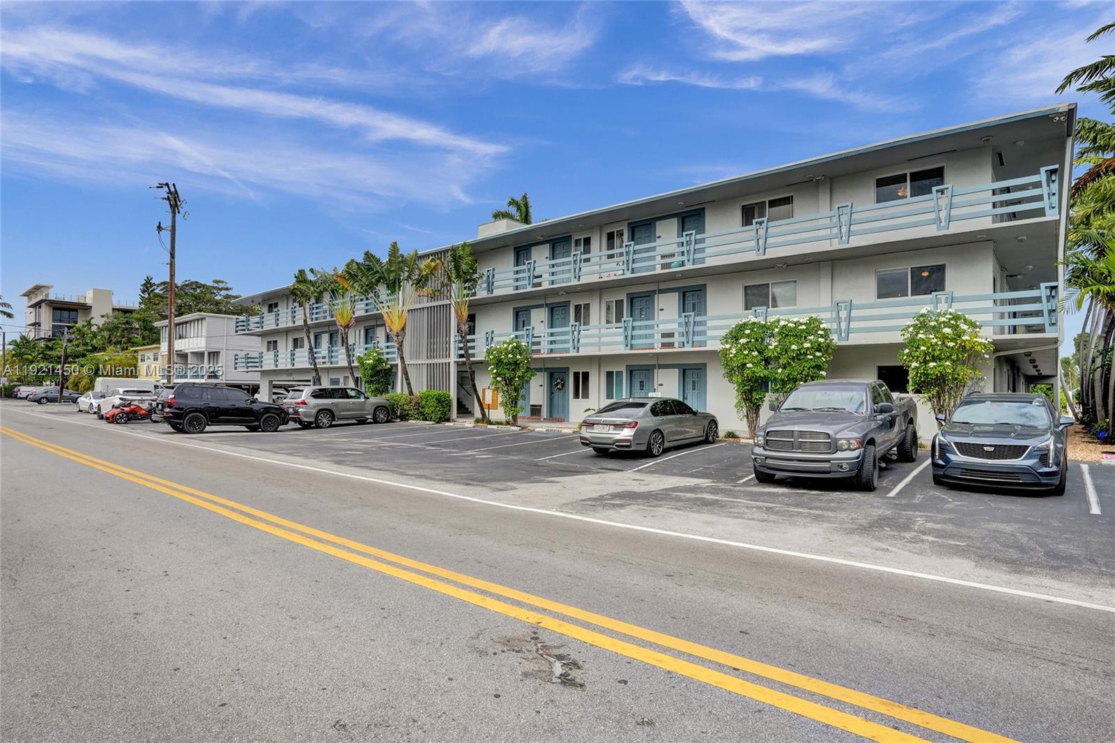 1535 SE 15th St #208 Fort Lauderdale, FL 33316