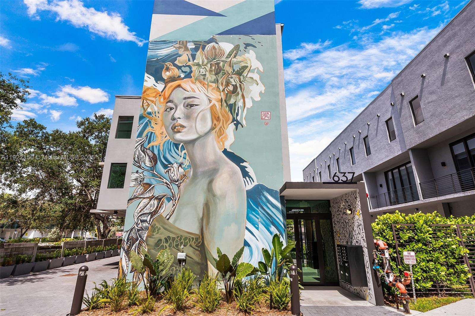 637 NE 4th Ave Fort Lauderdale, FL 33304