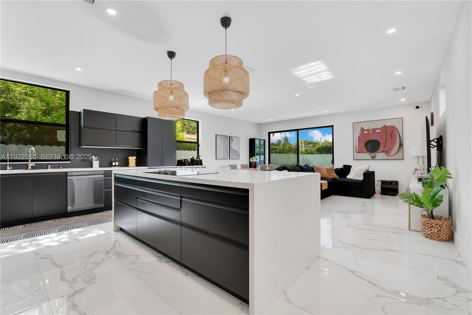 2320 SW 14th St Miami, FL 33145