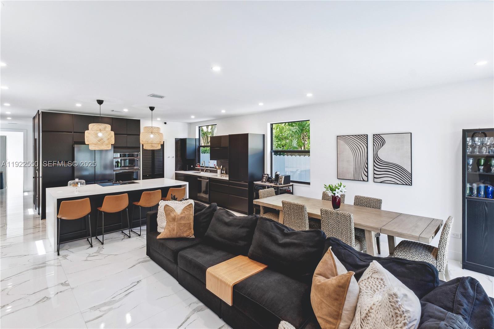 2320 SW 14th St Miami, FL 33145