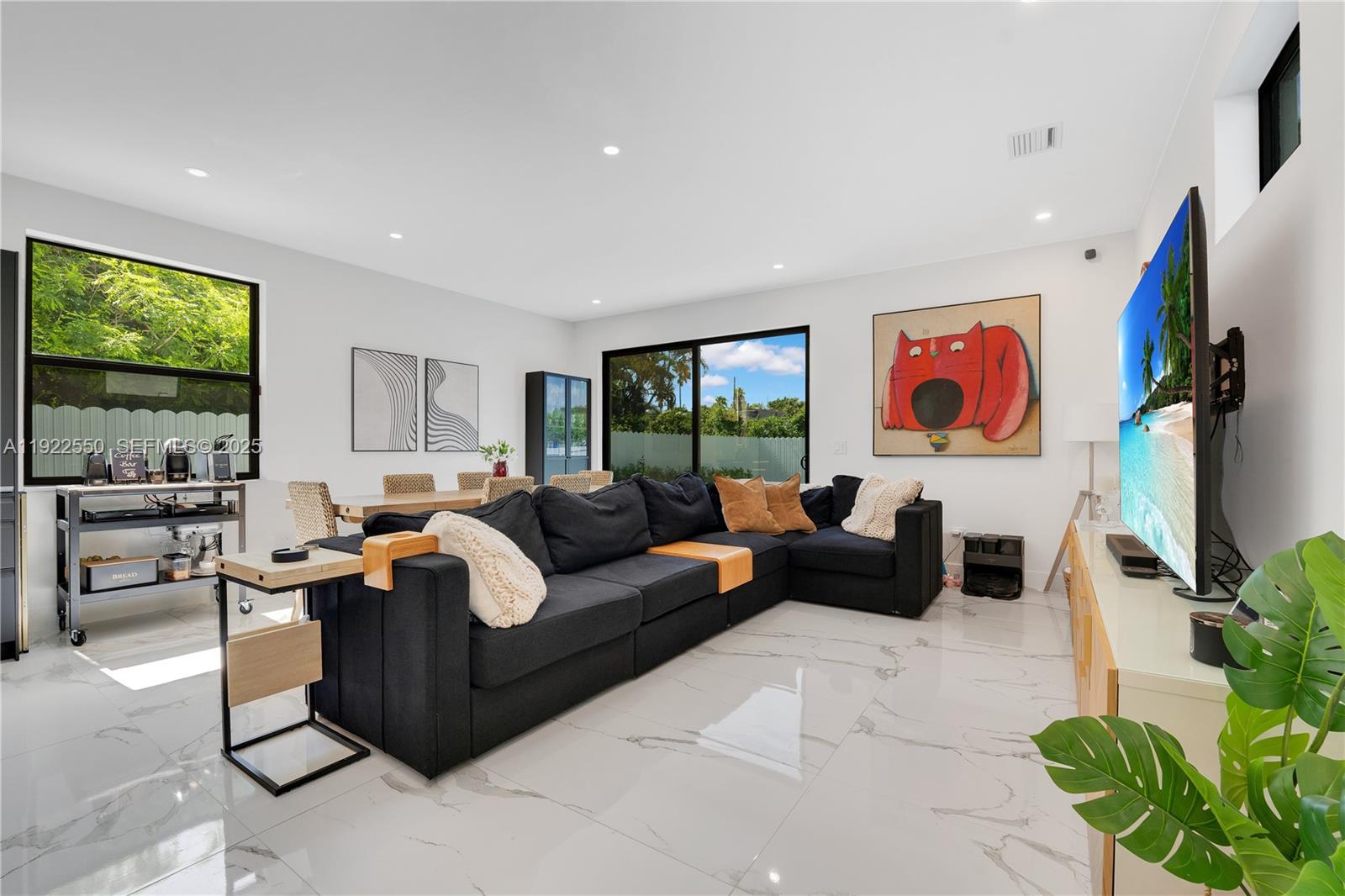 2320 SW 14th St Miami, FL 33145