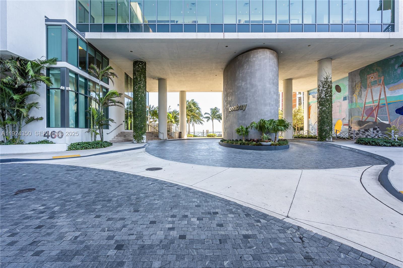 460 NE 28th St #3601 Miami, FL 33137