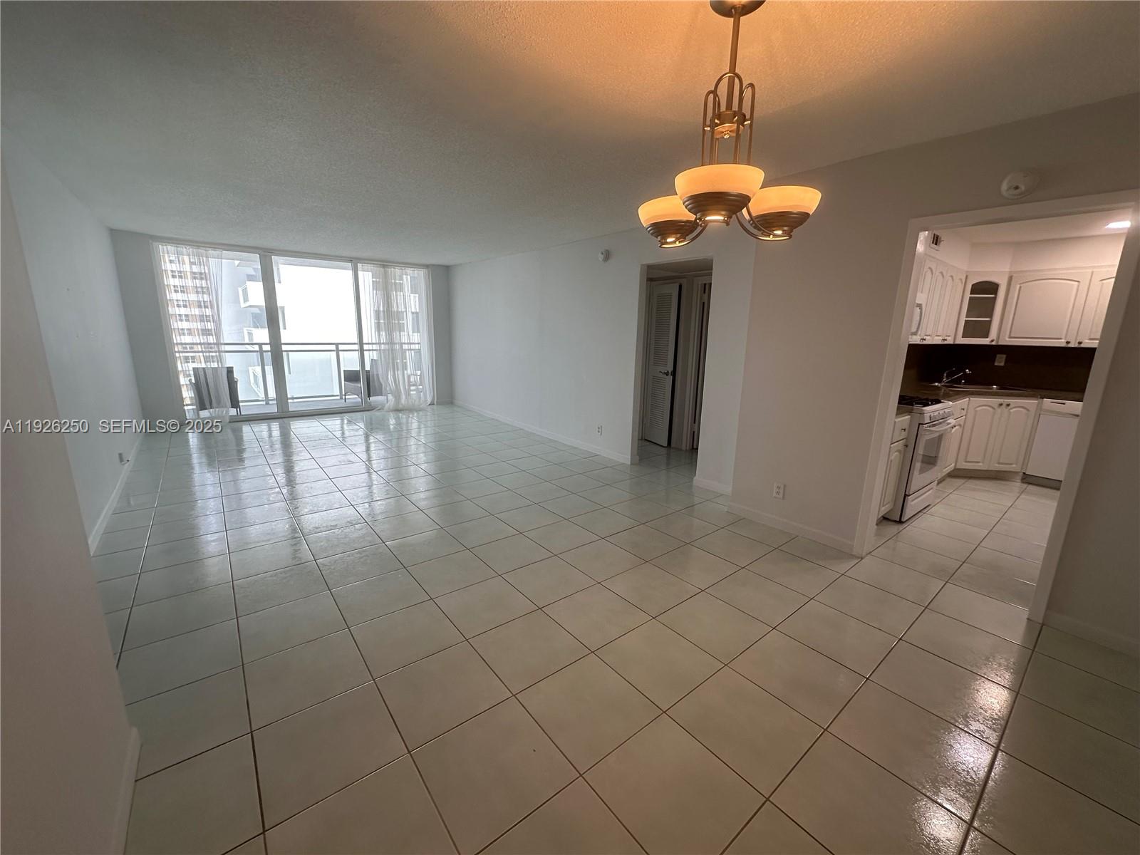 2030 S Ocean Dr #1705 Hallandale Beach, FL 33009