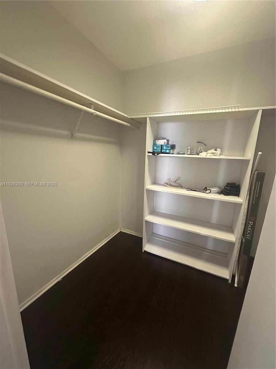 2030 S Ocean Dr #1705 Hallandale Beach, FL 33009