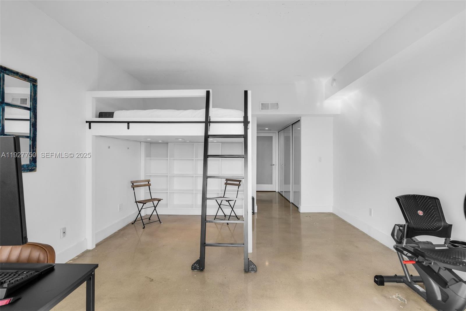 5701 Biscayne Blvd #PH-9 Miami, FL 33137