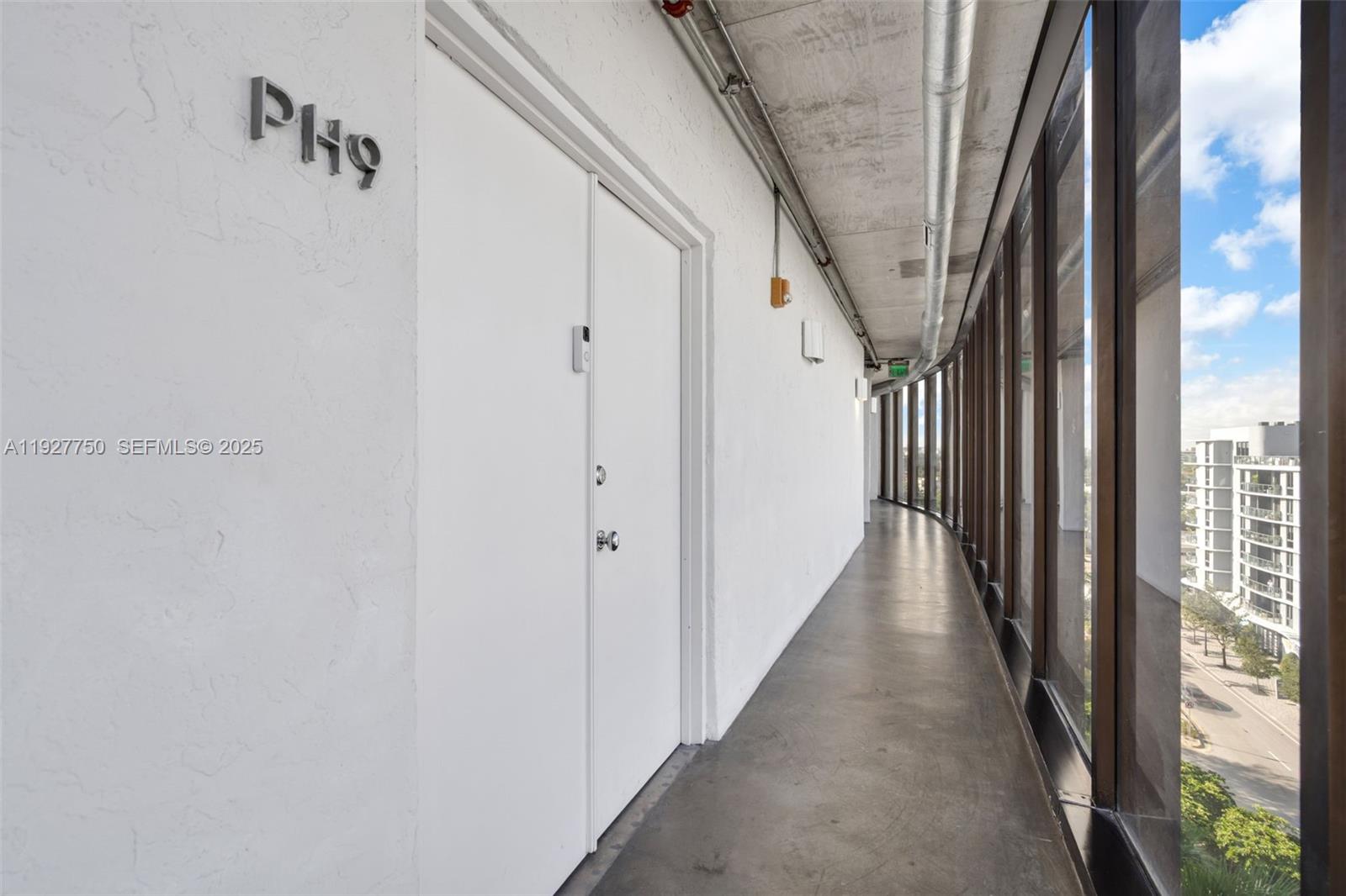 5701 Biscayne Blvd #PH-9 Miami, FL 33137