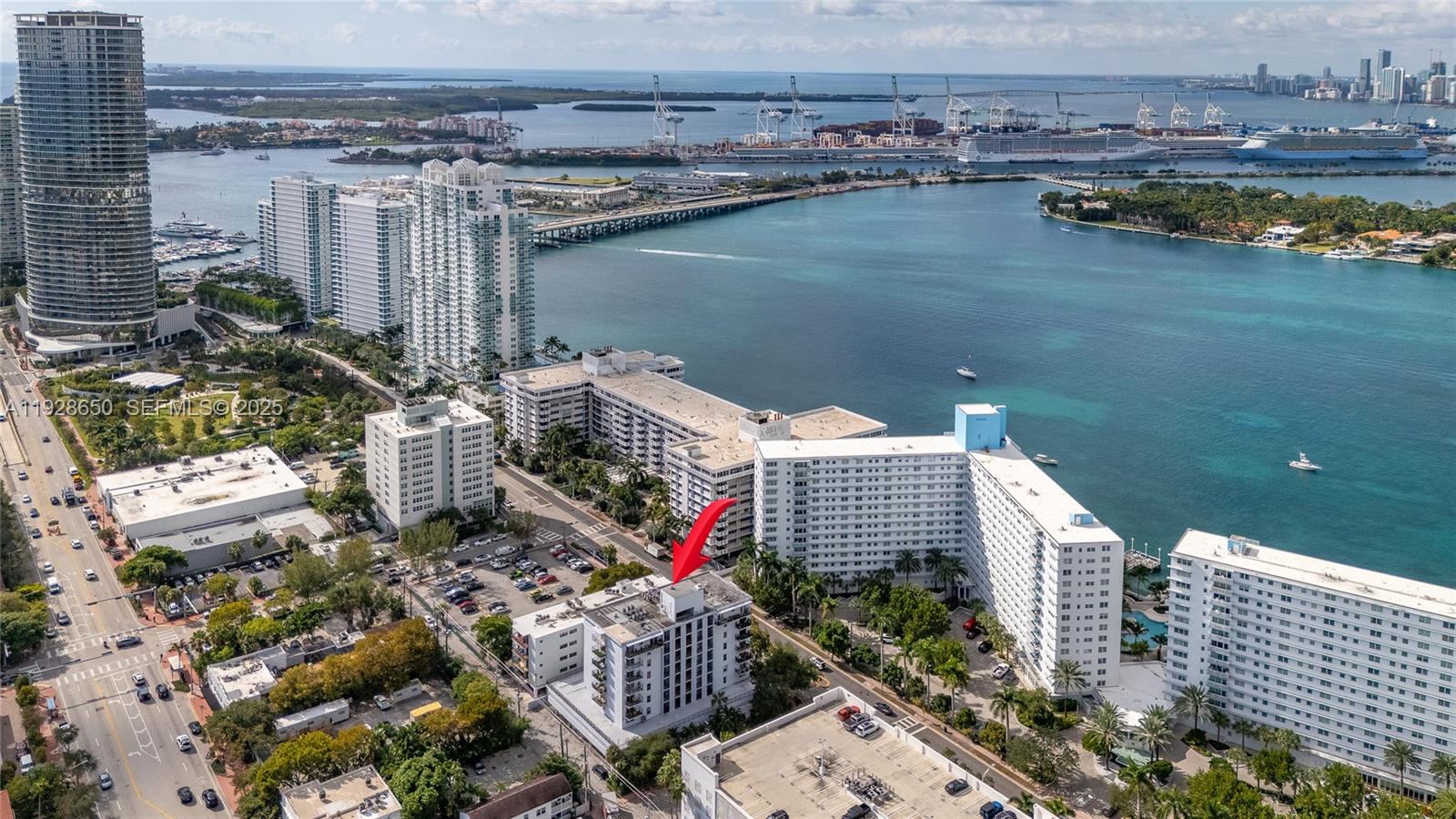 899 West Ave #7E Miami Beach, FL 33139