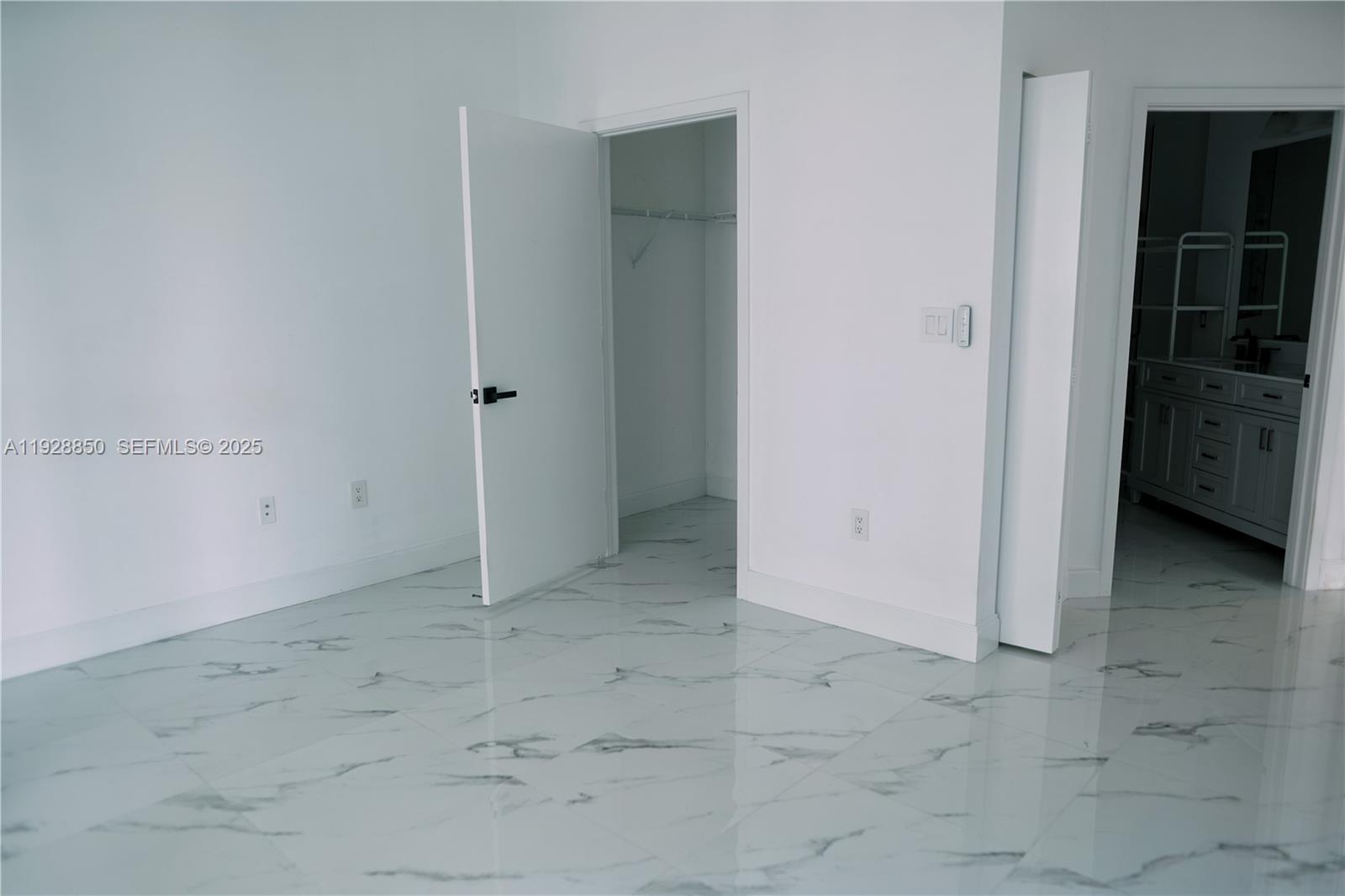 image Axis on Brickell North10