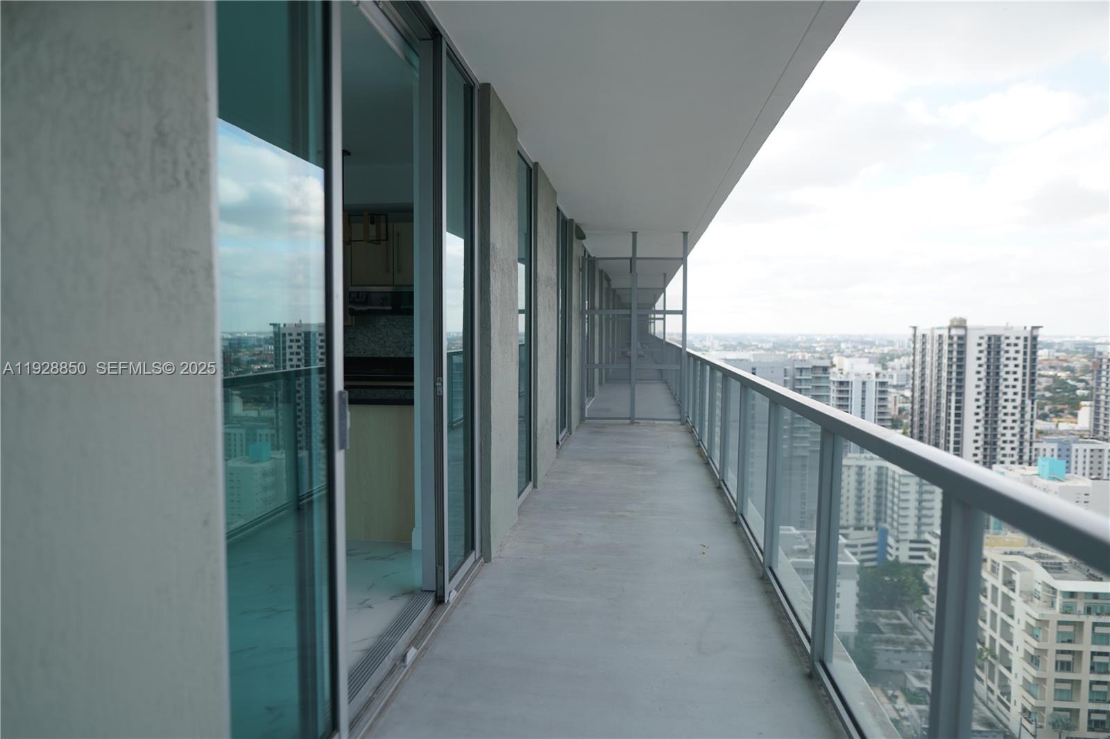 image Axis on Brickell North7