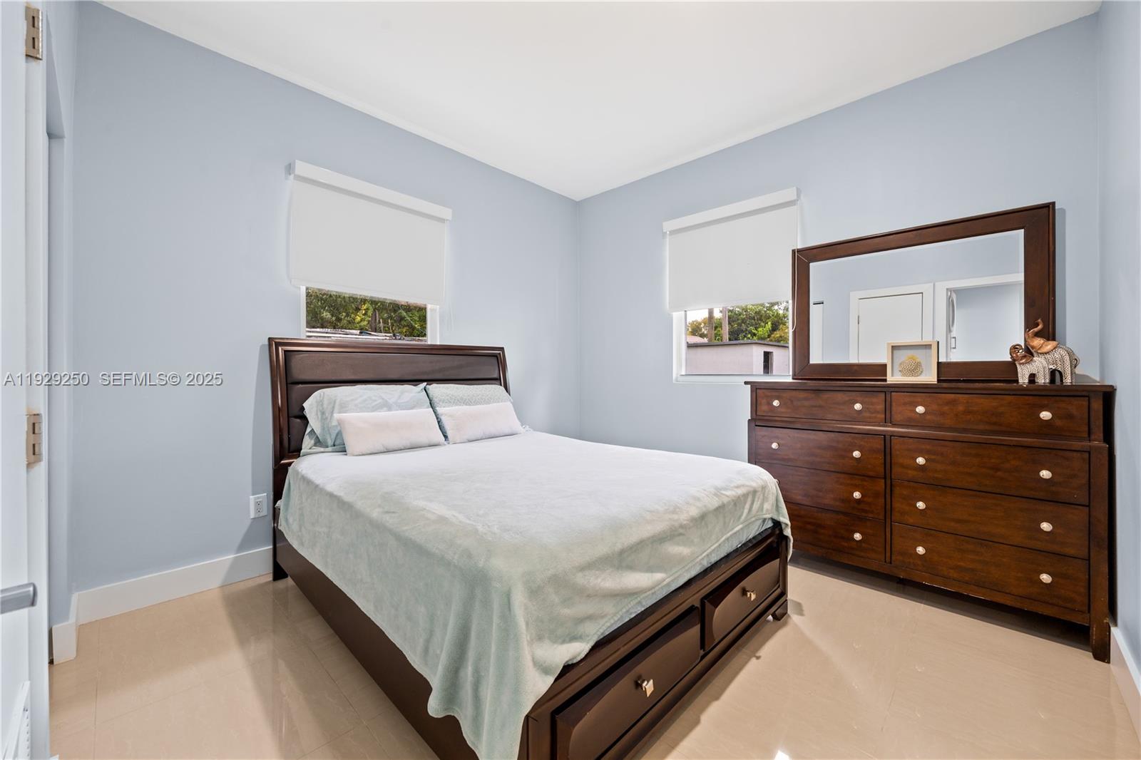 2520 SW 13th St Miami, FL 33145