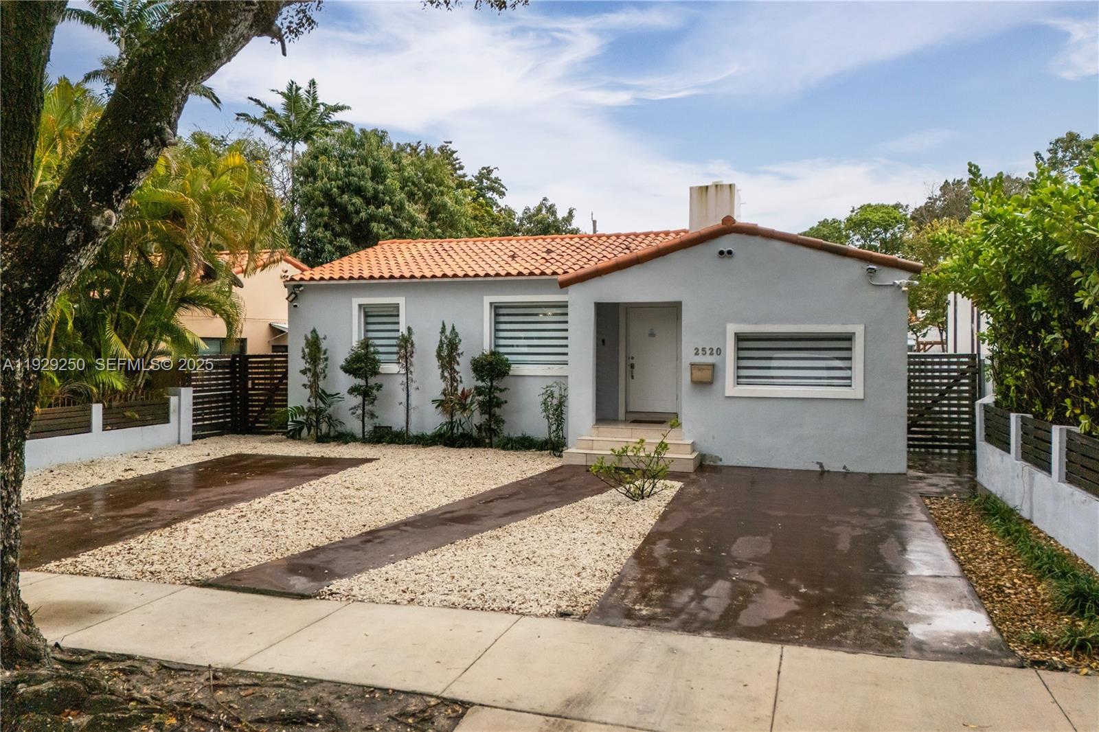 2520 SW 13th St Miami, FL 33145