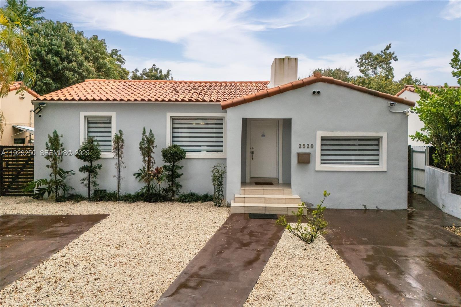 2520 SW 13th St Miami, FL 33145