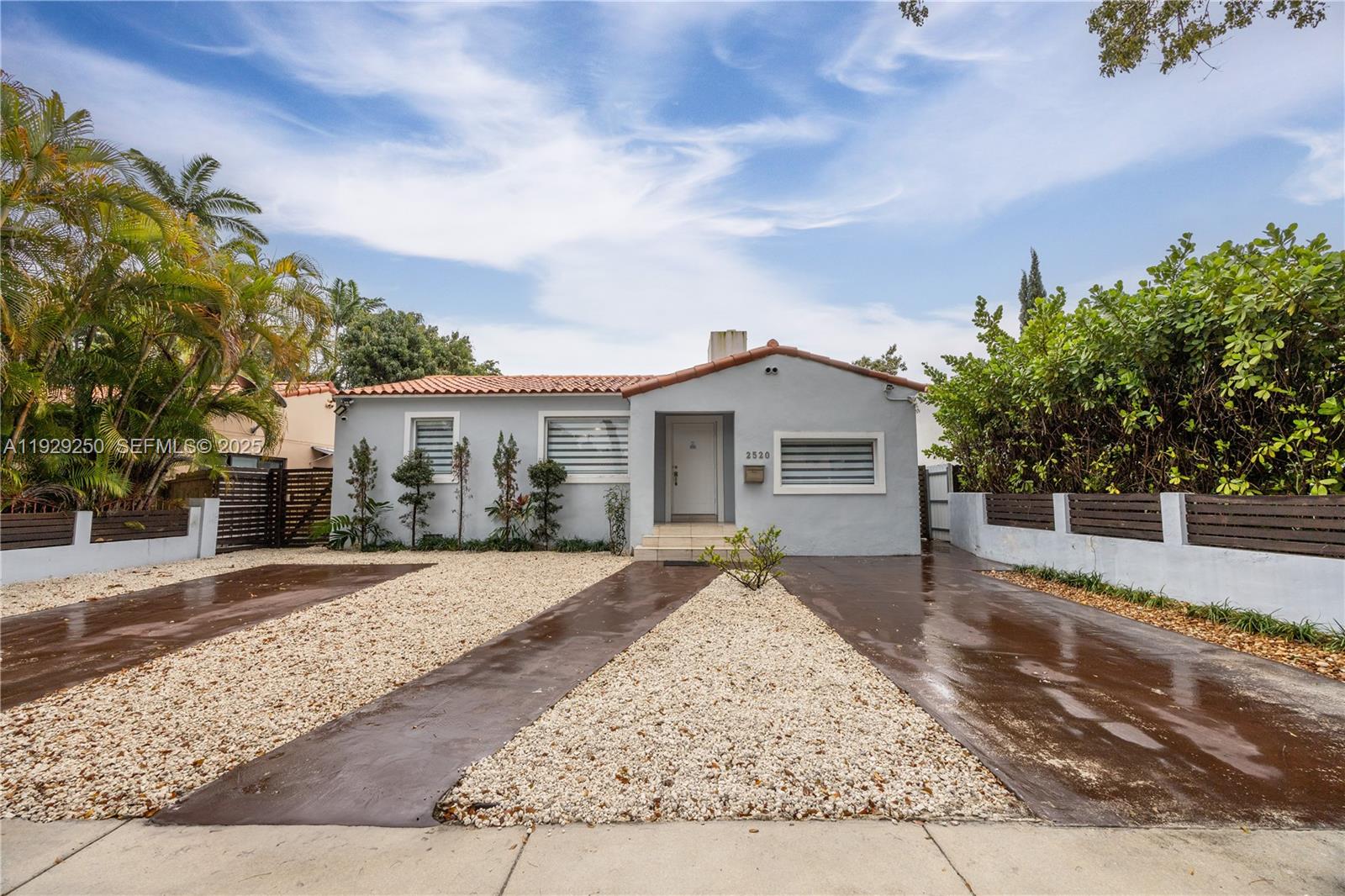 2520 SW 13th St Miami, FL 33145