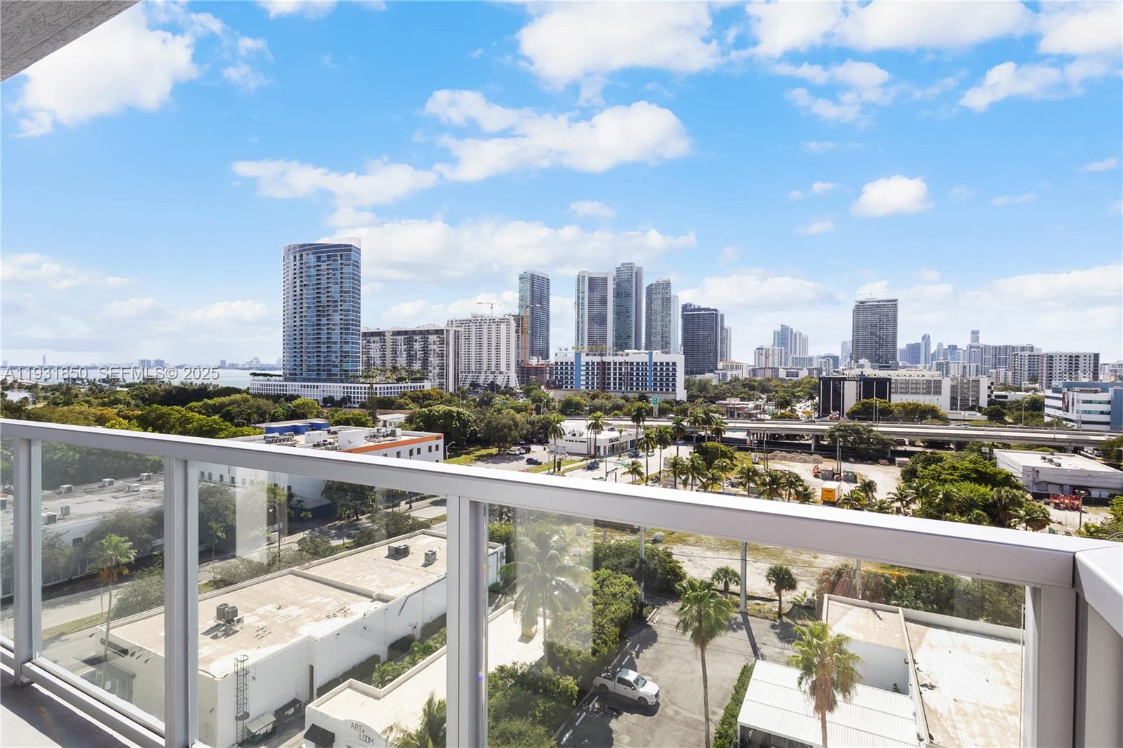 image Quadro Condo16