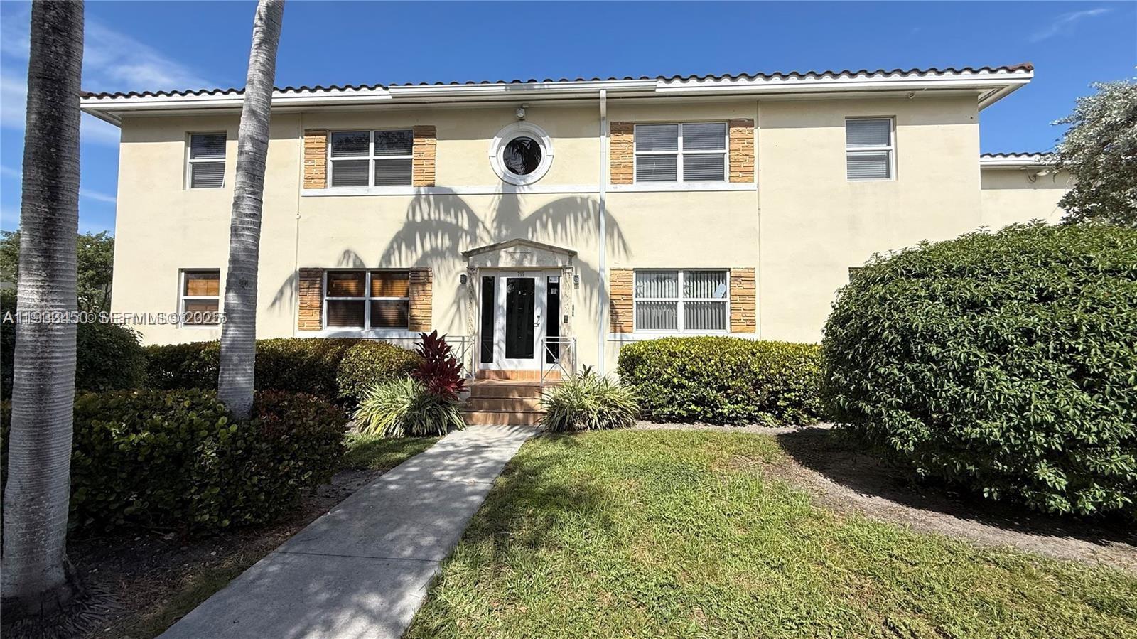 725 NE 91st St #3D Miami Shores, FL 33138