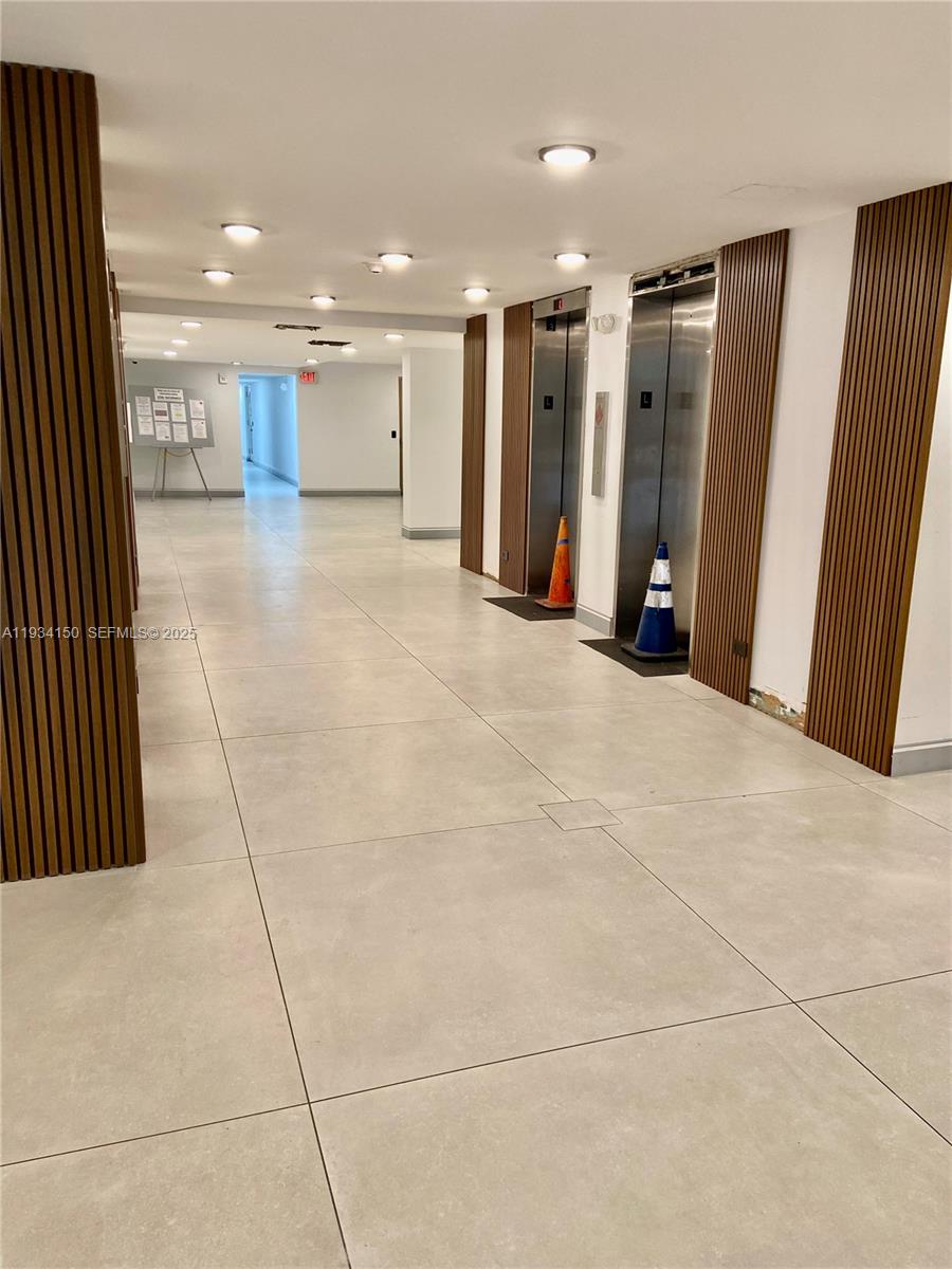 image Winston Towers 30010