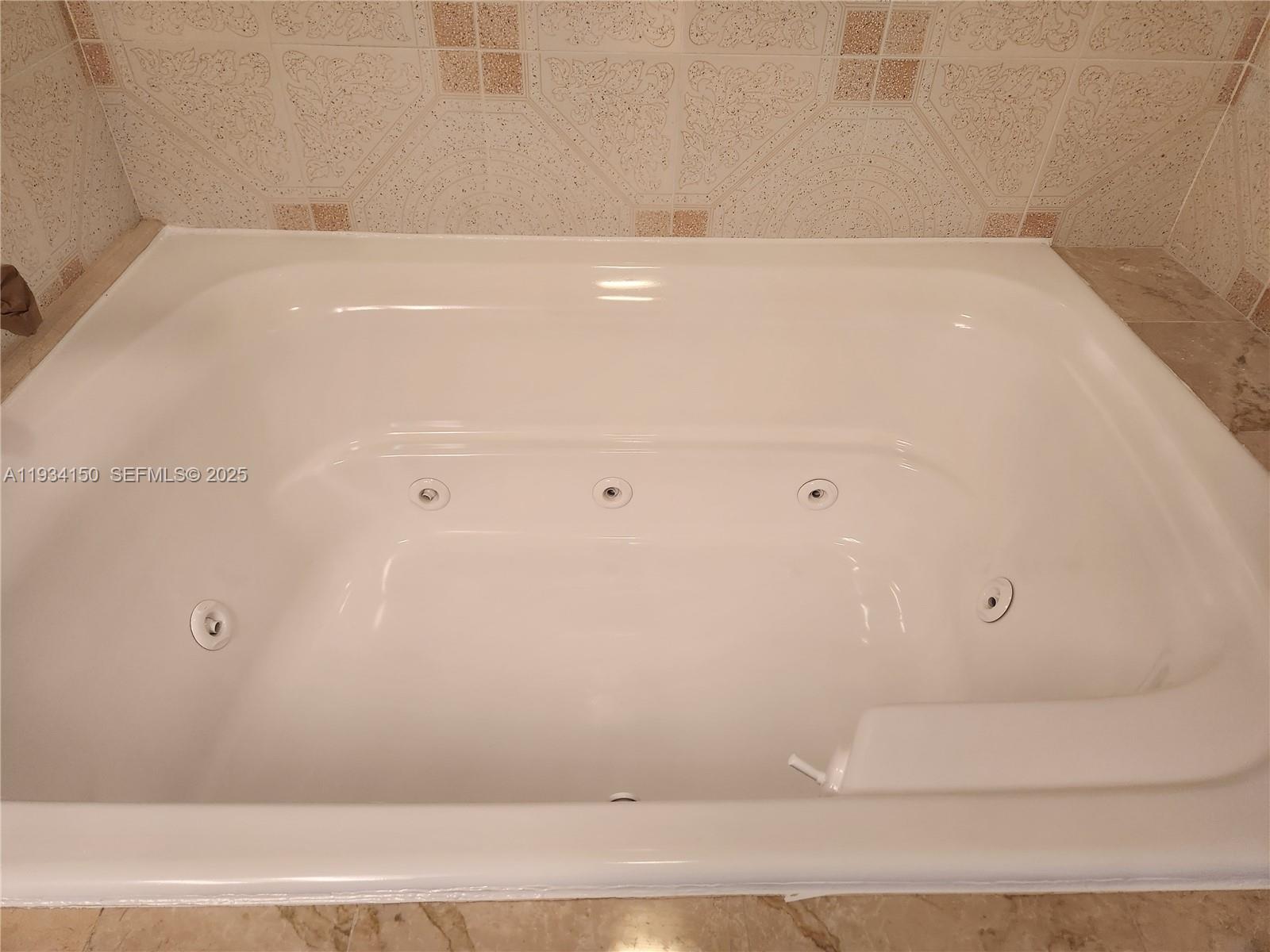 image Winston Towers 30011