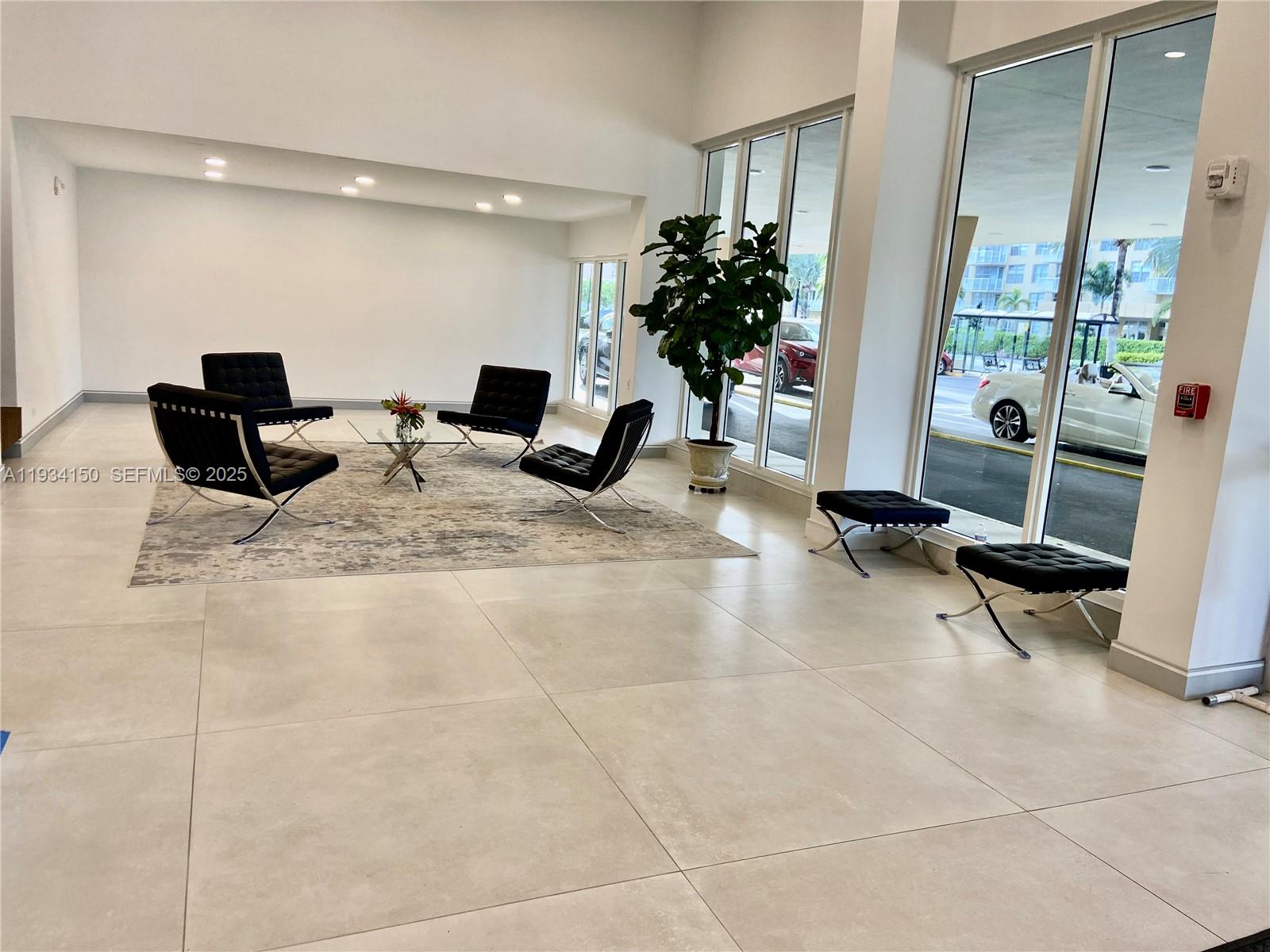 image Winston Towers 30016