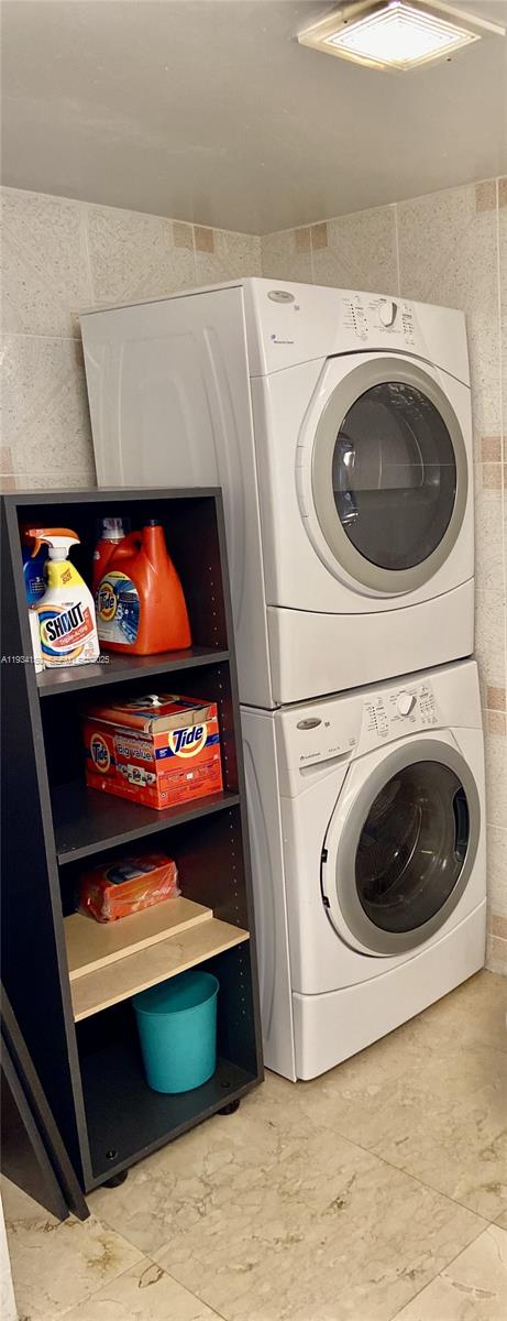 image Winston Towers 30021