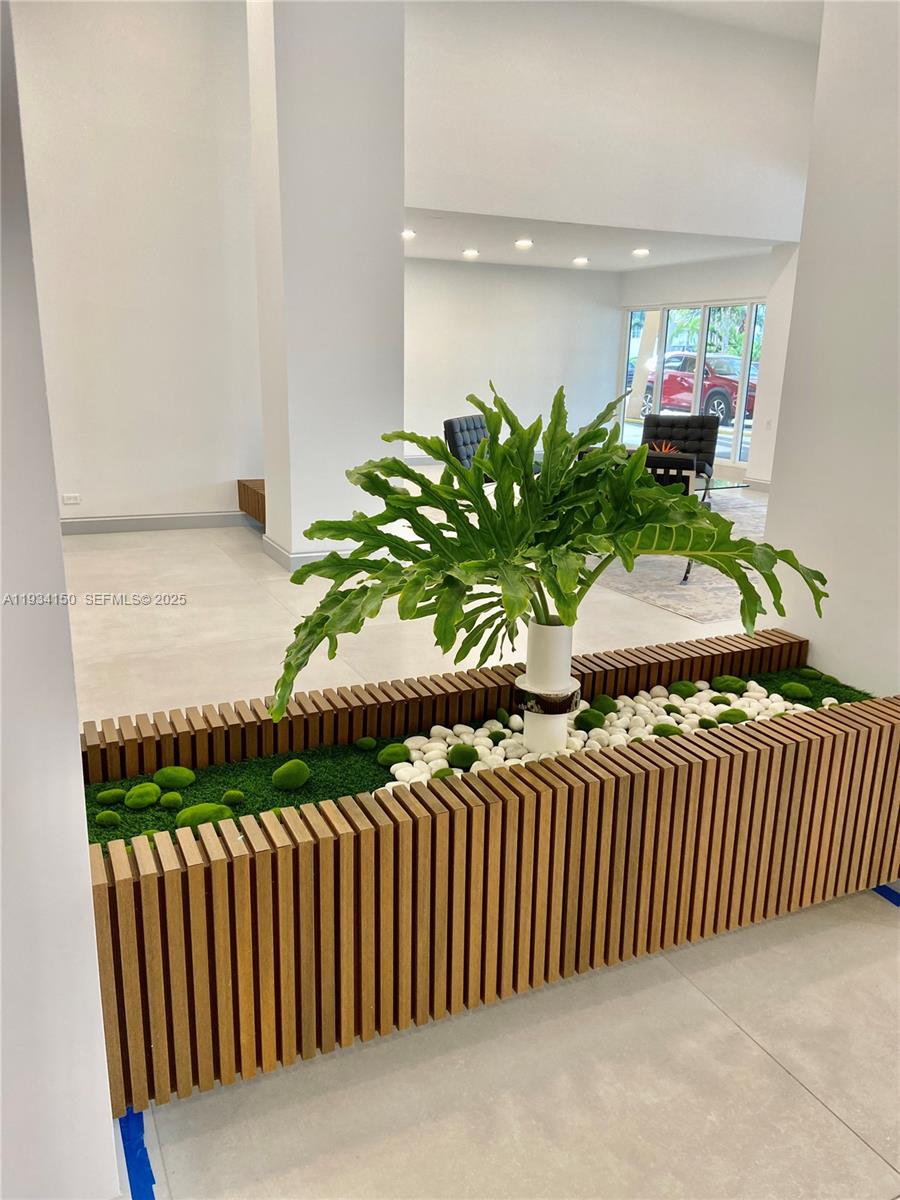 image Winston Towers 30031